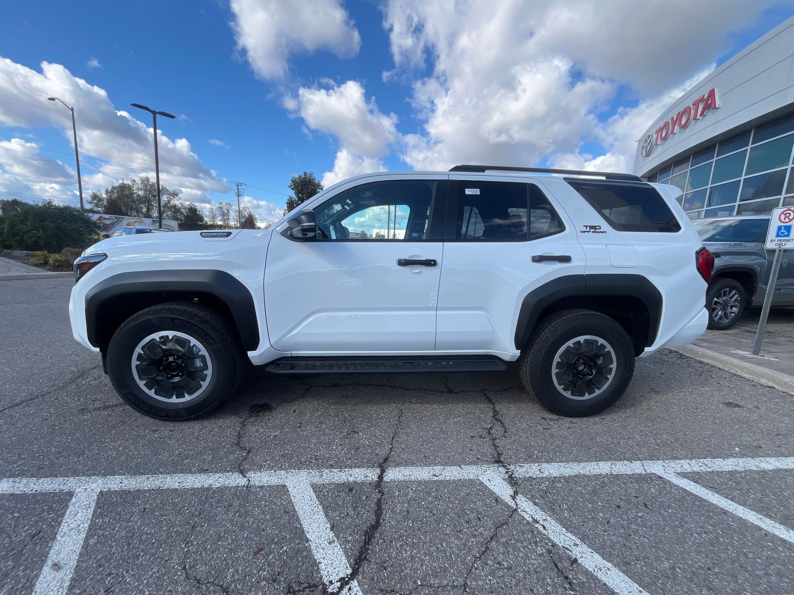 Toyota 4Runner Hybrid  2026 à Bolton, Ontario