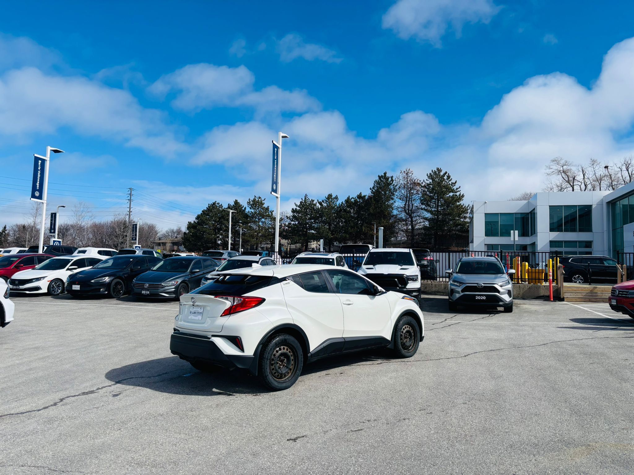 2020 Toyota C-HR in Barrie, Ontario