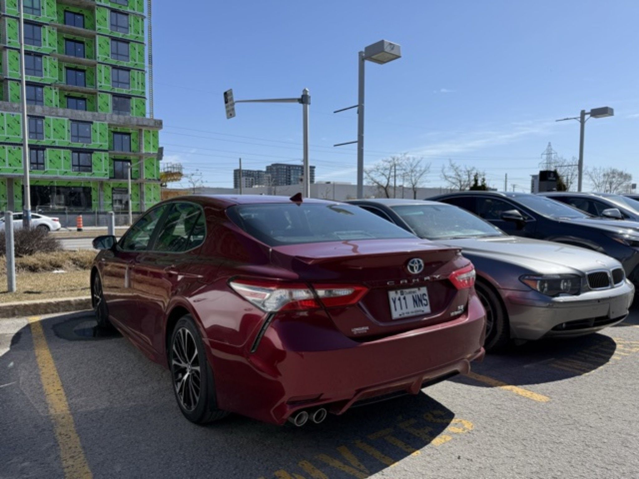2018 Toyota Camry Hybrid in Laval, Quebec
