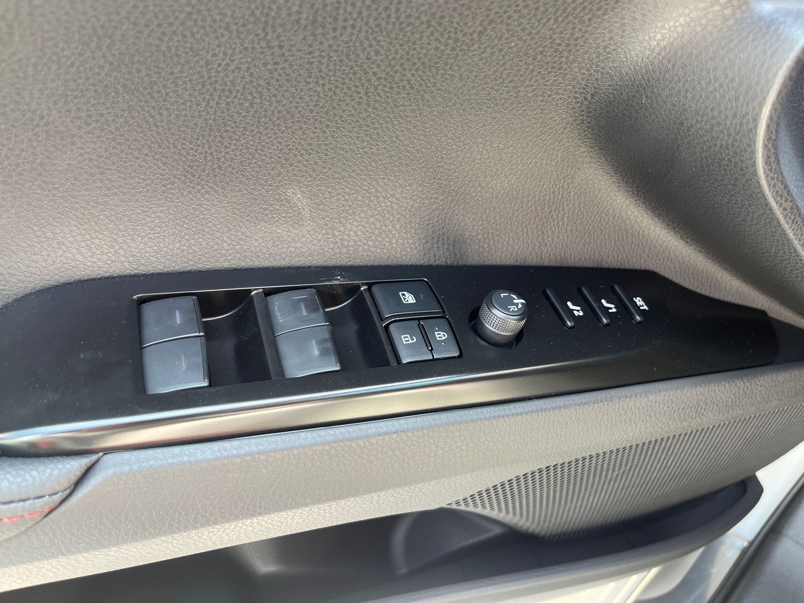 Toyota Camry Hybrid  2026 à Bolton, Ontario