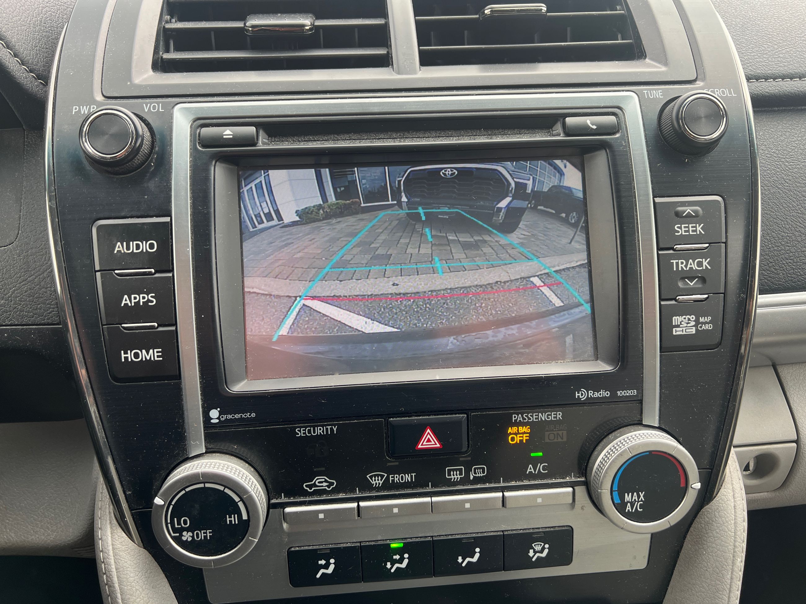 2014 Toyota Camry in Bolton, Ontario