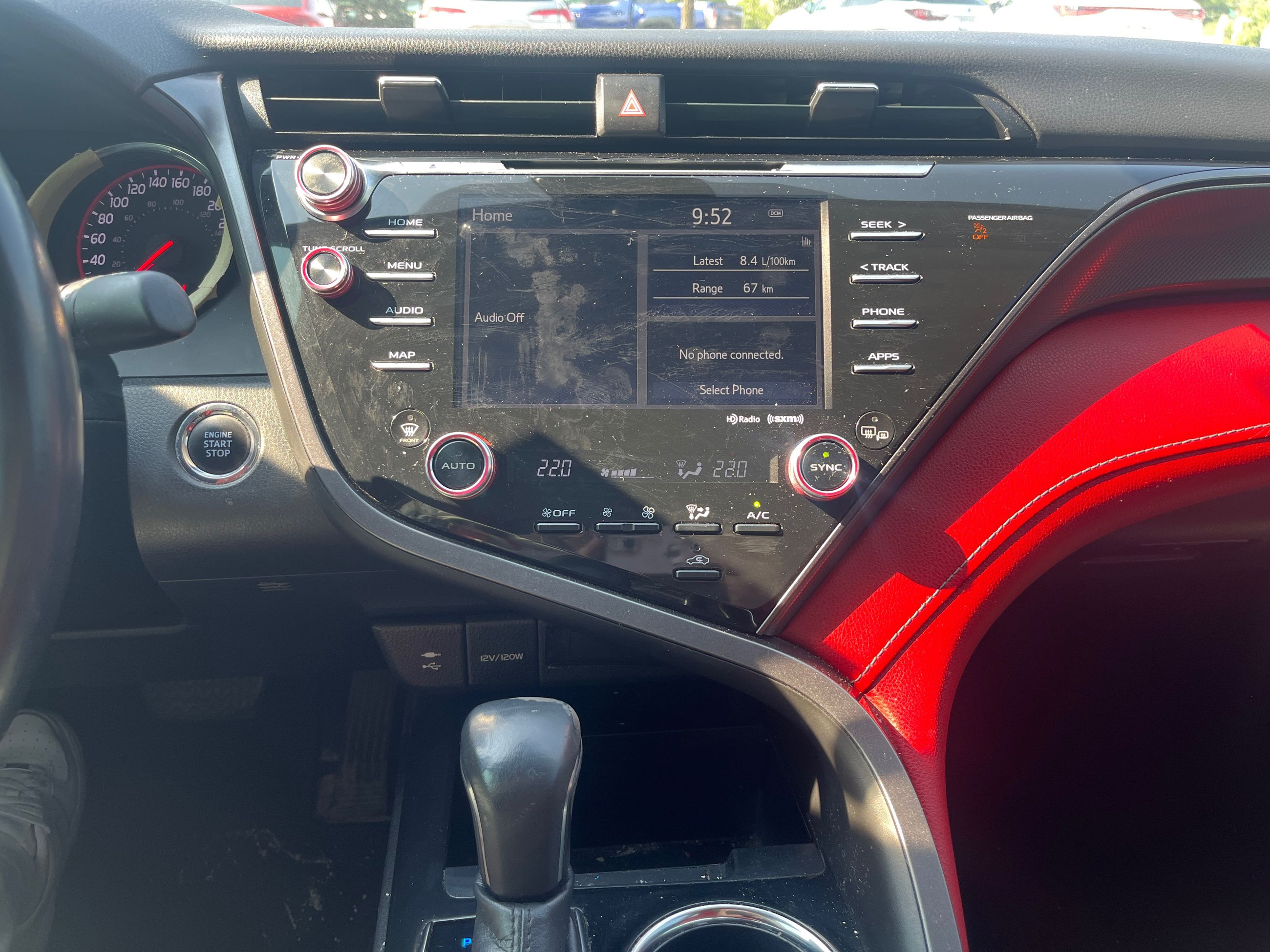 2019 Toyota Camry in Bolton, Ontario