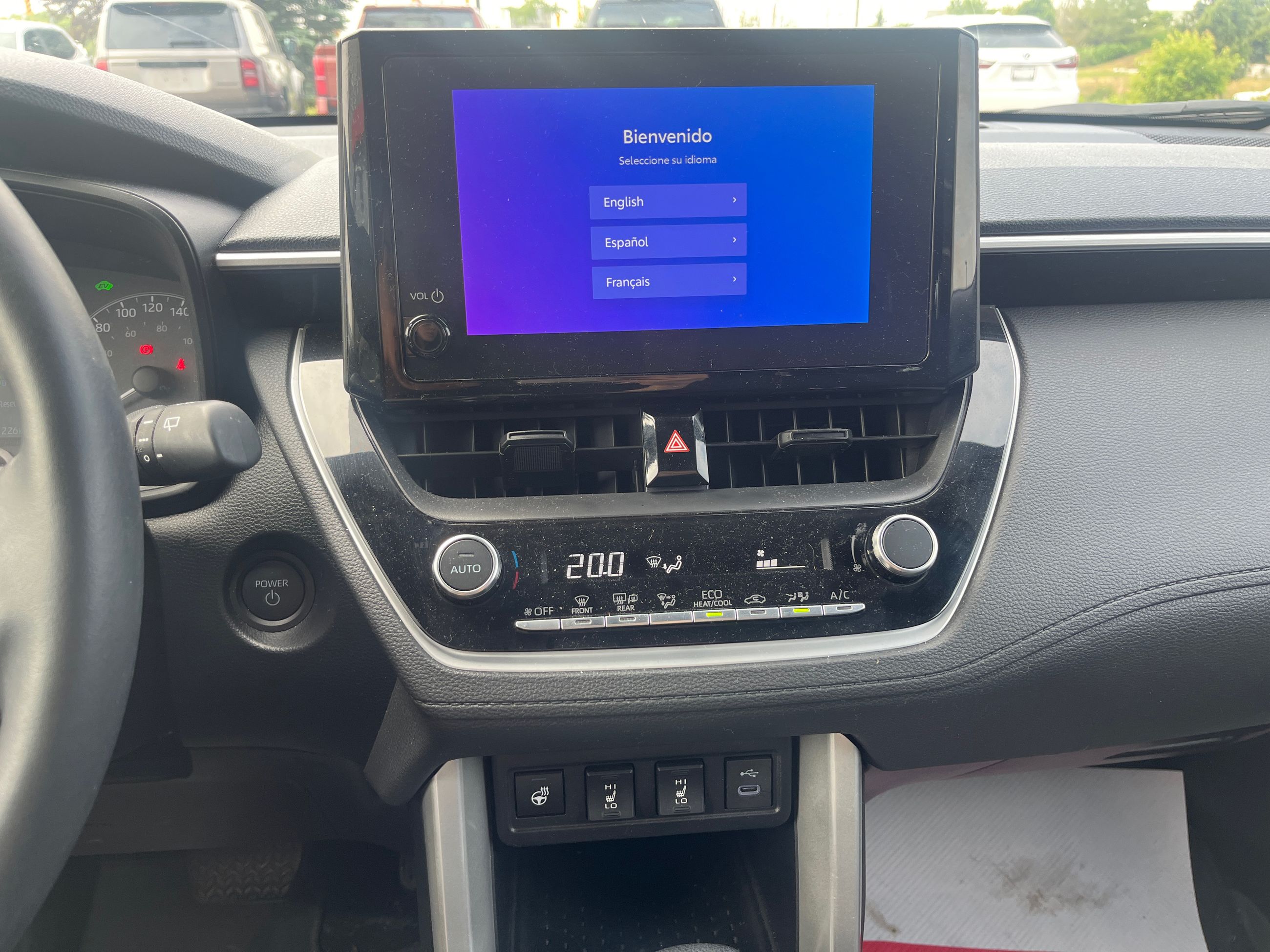 Toyota Corolla Cross Hybrid  2024 à Bolton, Ontario