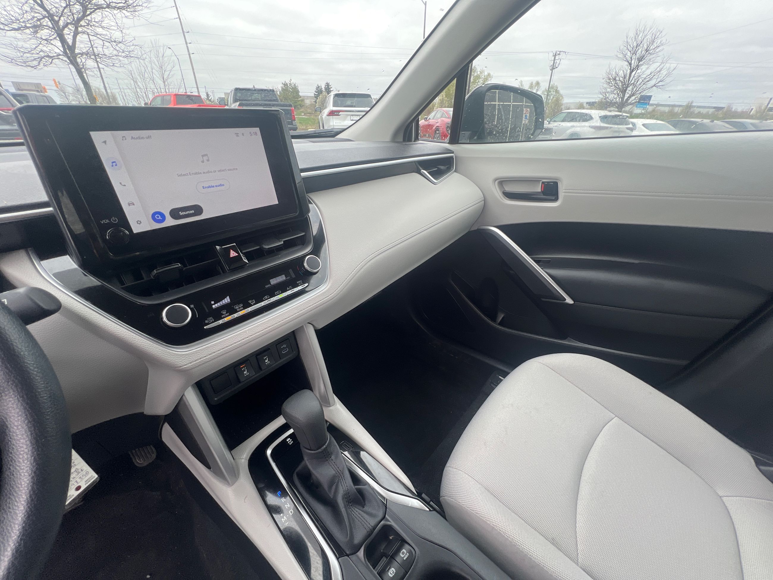 Toyota COROLLA CROSS  2024 à Bolton, Ontario