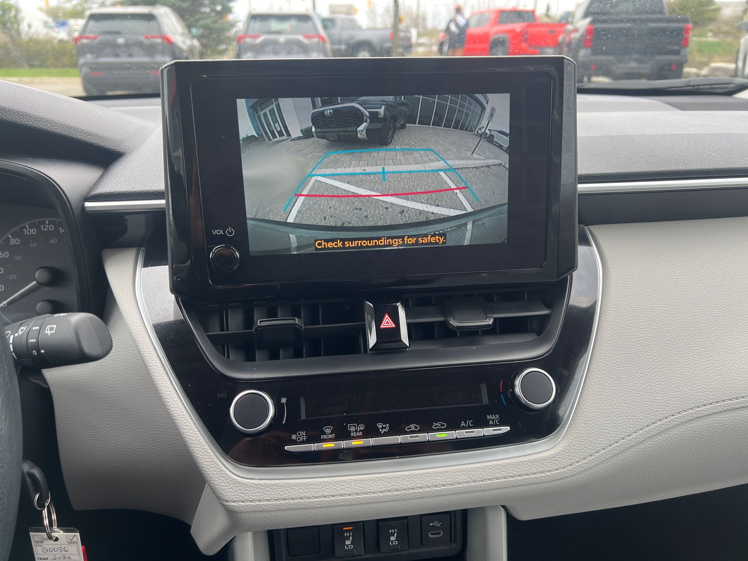 Toyota COROLLA CROSS  2024 à Bolton, Ontario