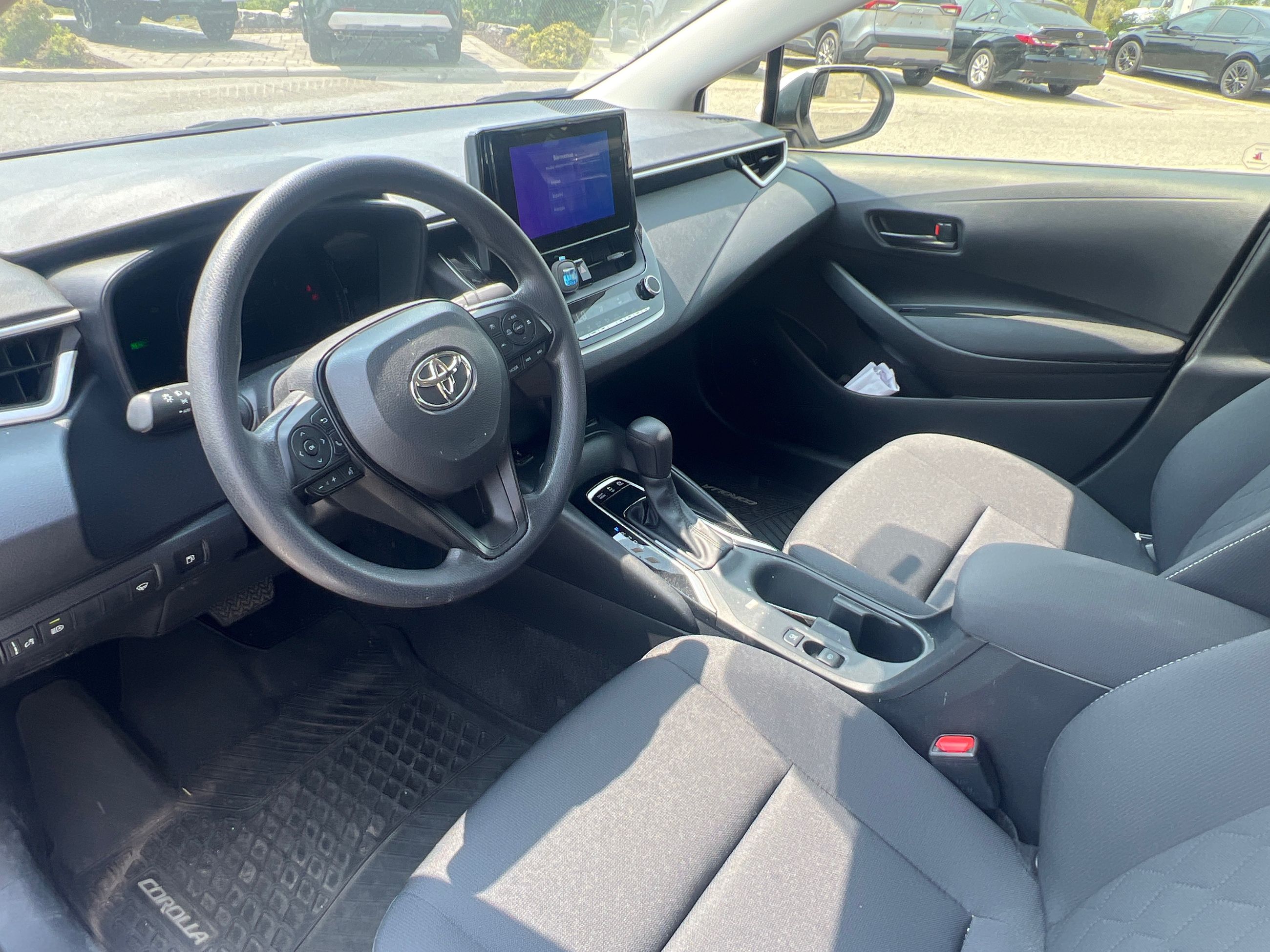 Toyota COROLLA HYBRID  2024 à Bolton, Ontario