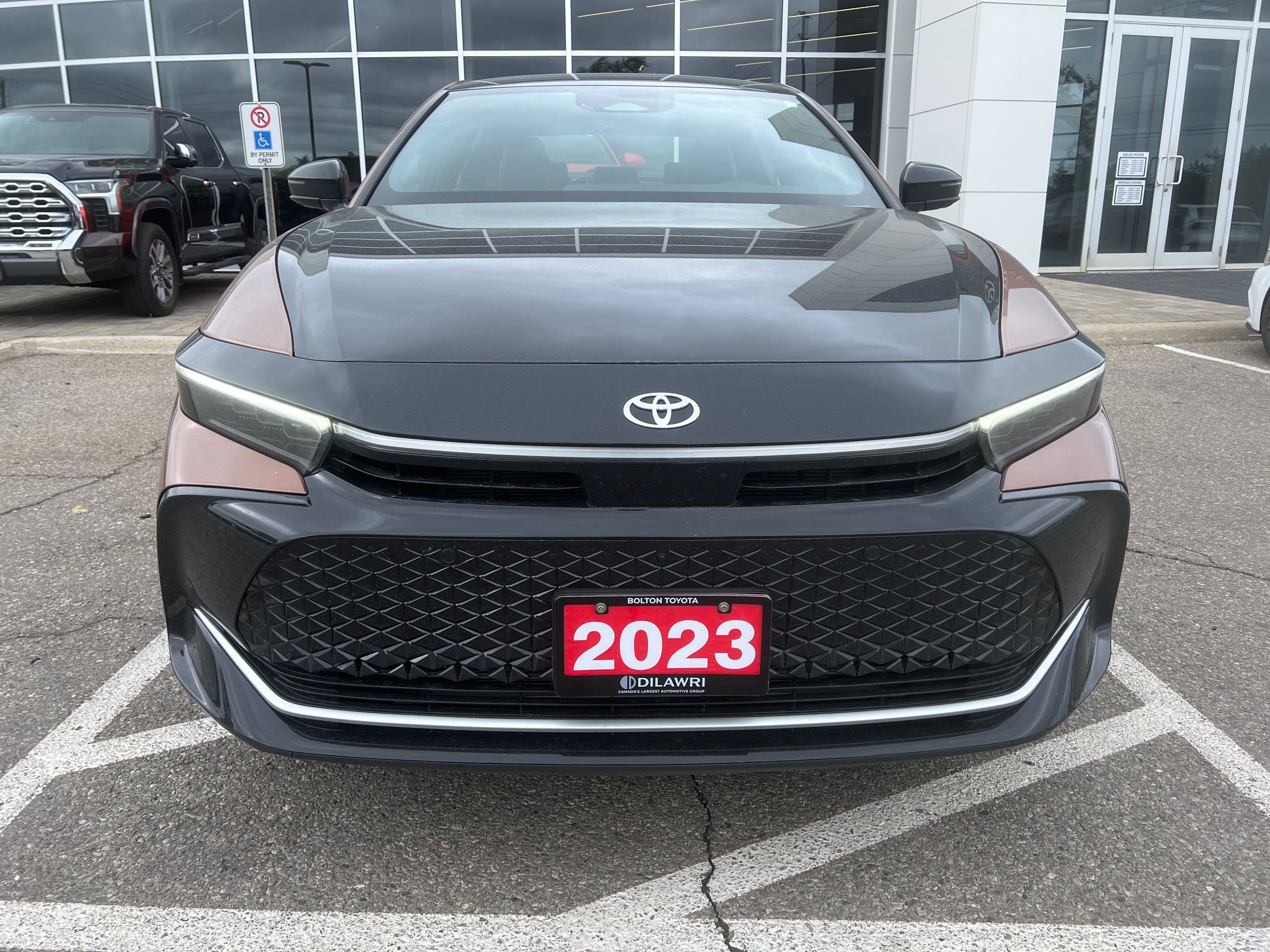 2023 Toyota CROWN in Bolton, Ontario