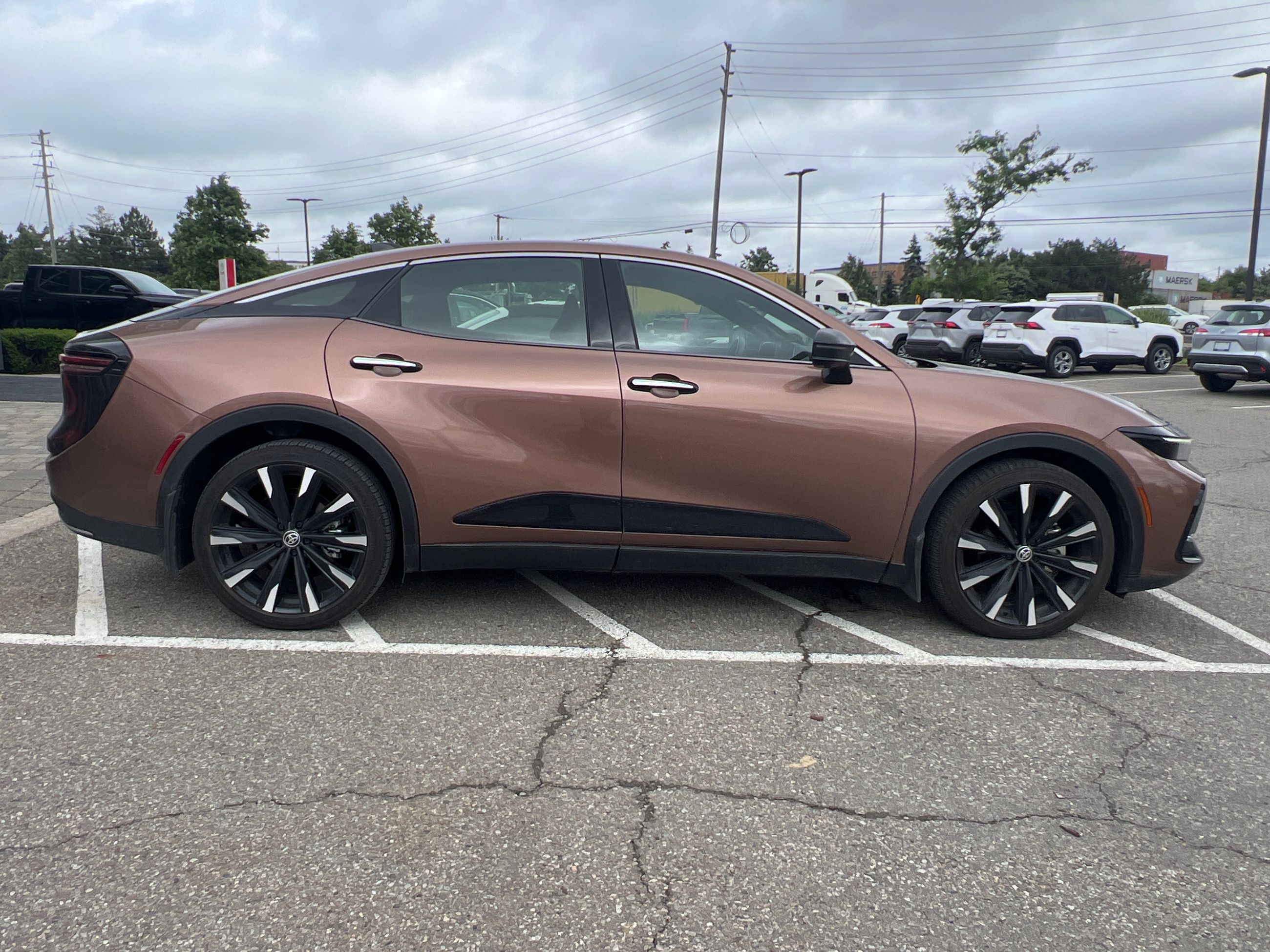 2023 Toyota CROWN in Bolton, Ontario