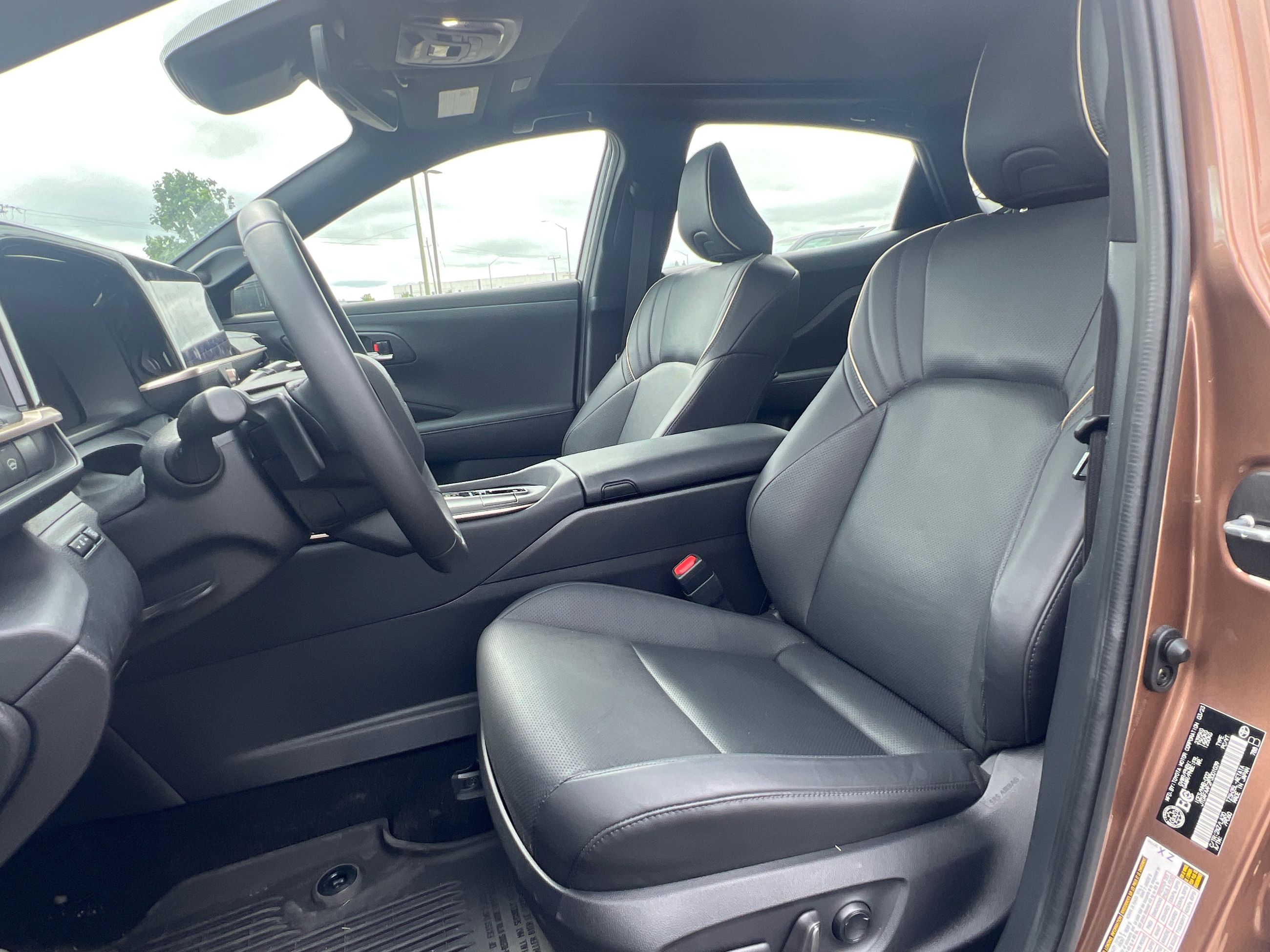 2023 Toyota CROWN in Bolton, Ontario
