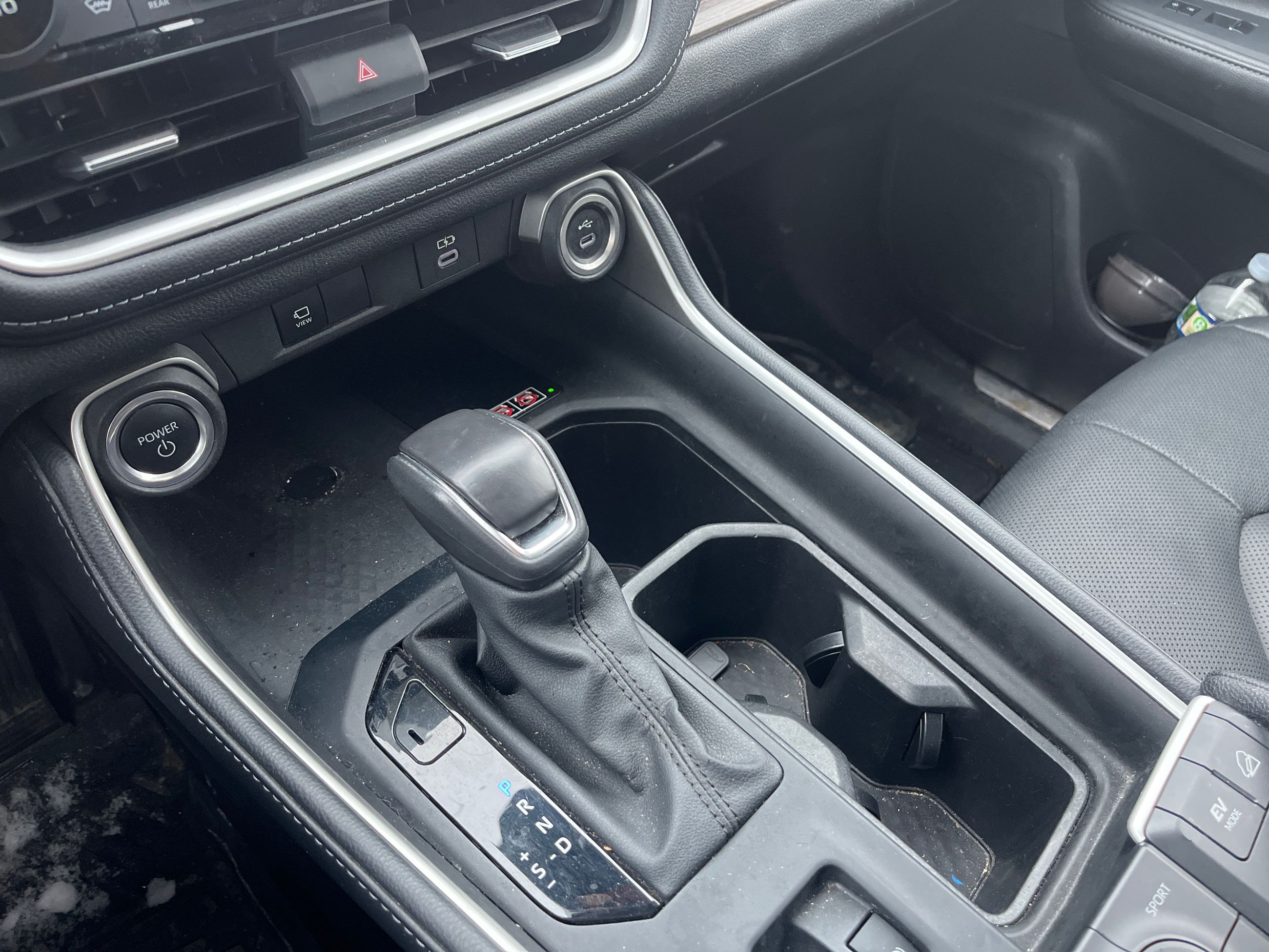 2024 Toyota GRAND HIGHLANDER HYBRID