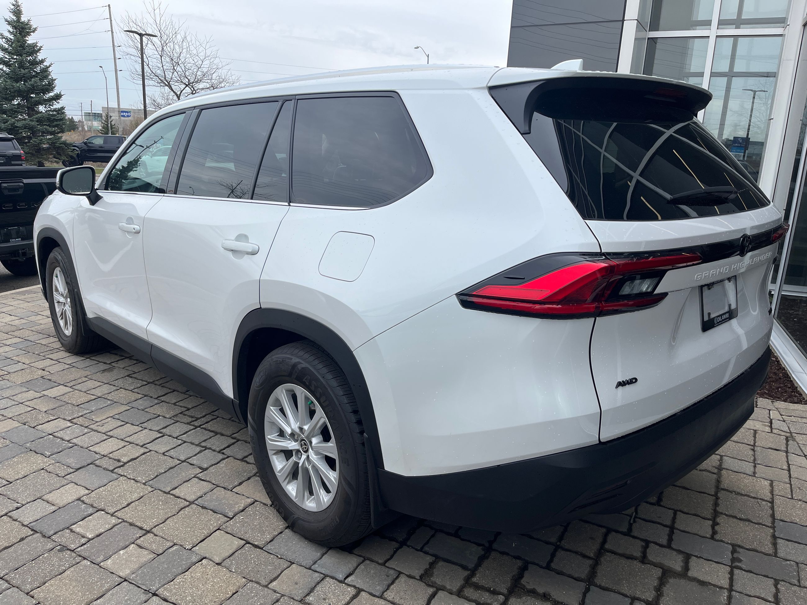 Toyota Grand Highlander  2024 à Bolton, Ontario