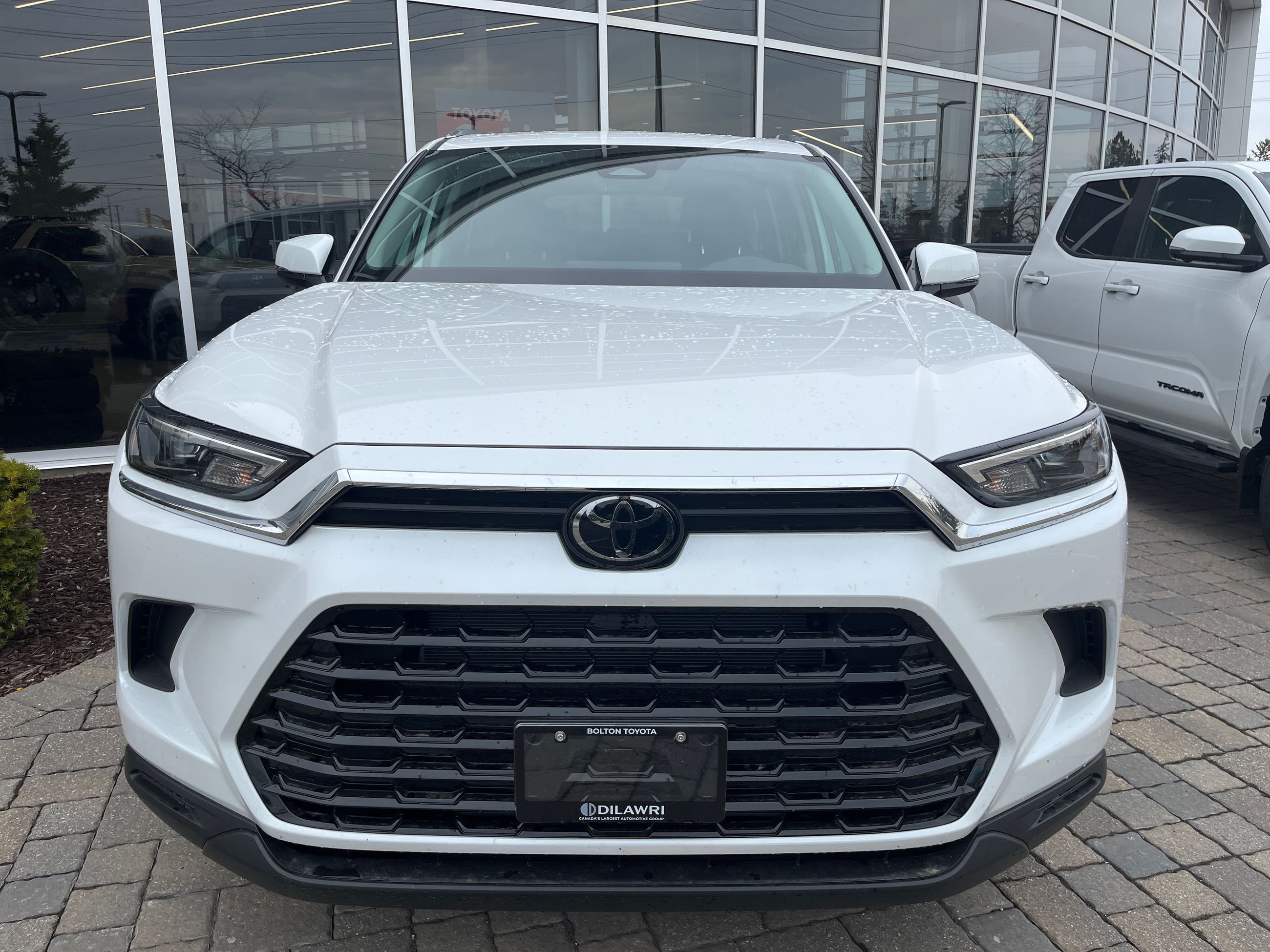 Toyota Grand Highlander  2024 à Bolton, Ontario