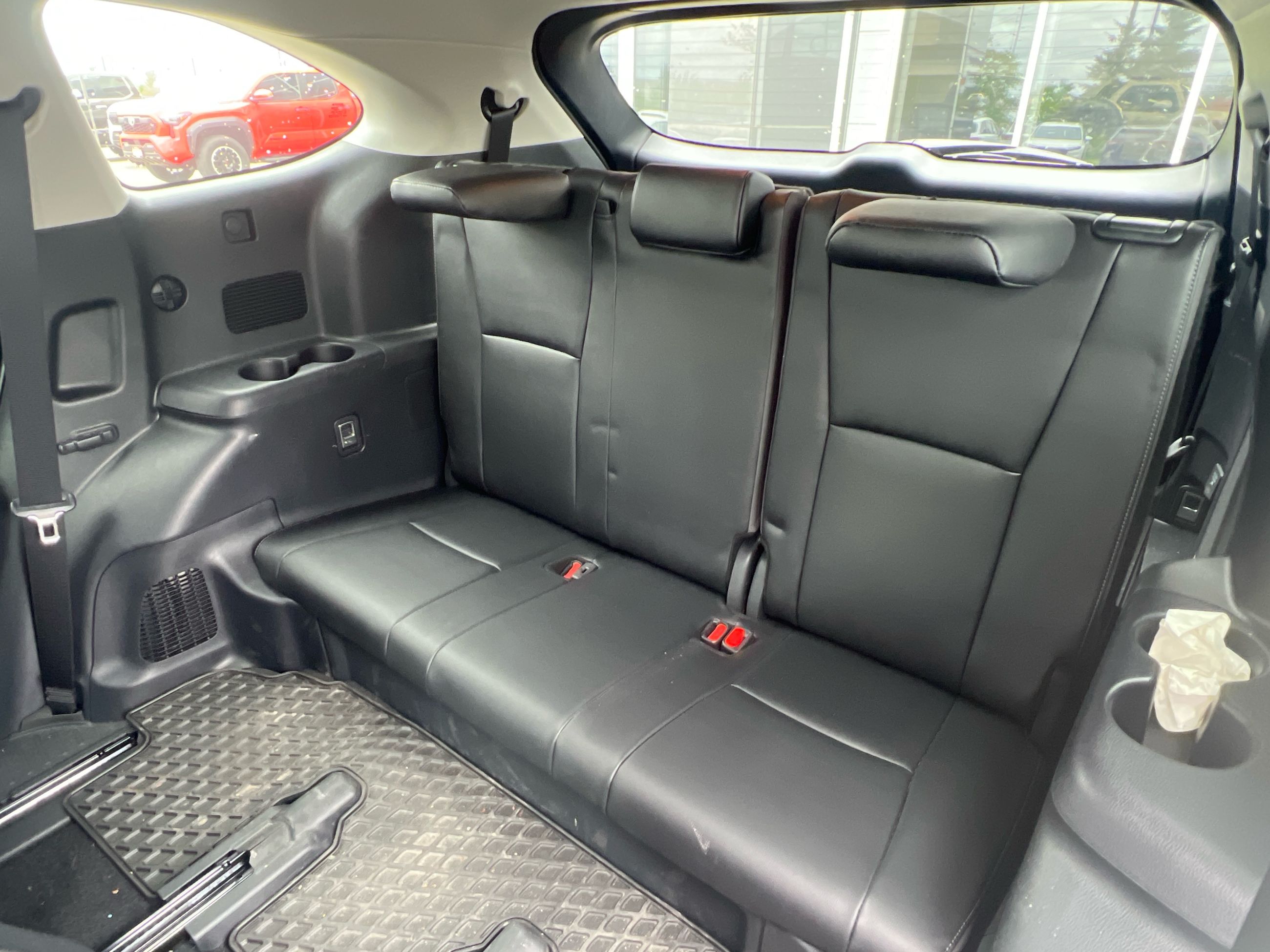2024 Toyota Highlander hybrid in Bolton, Ontario