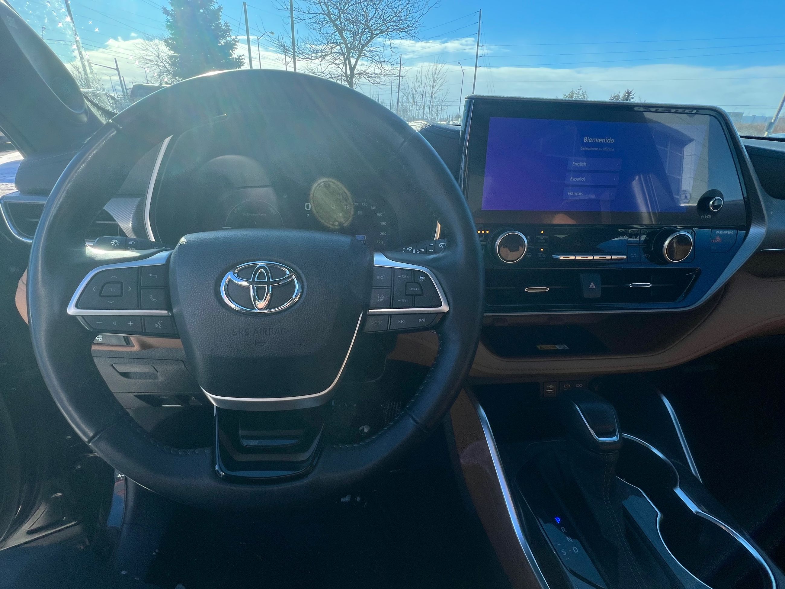 Toyota Highlander Hybrid  2024 à Bolton, Ontario