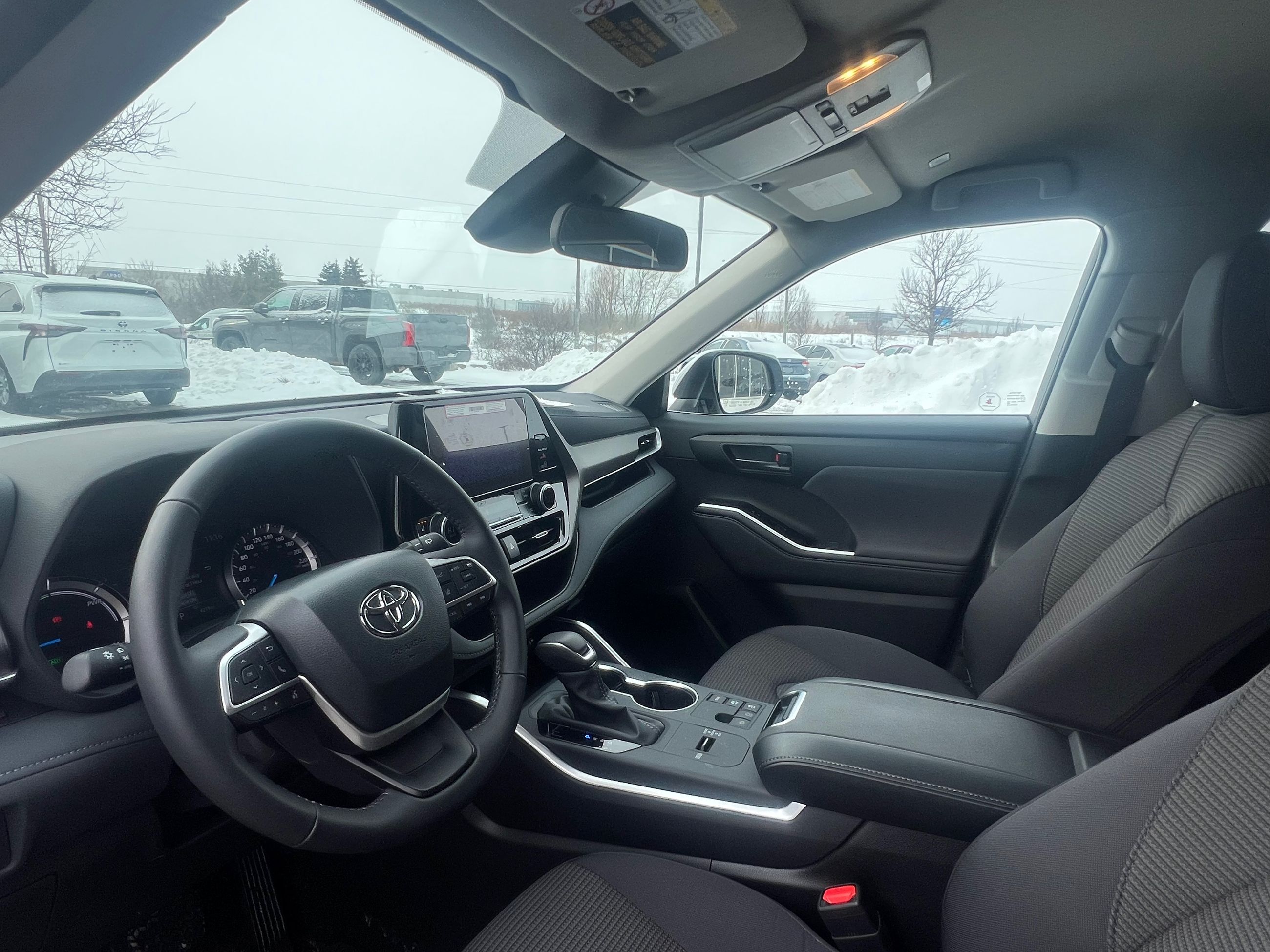 Toyota Highlander Hybrid  2025 à Bolton, Ontario