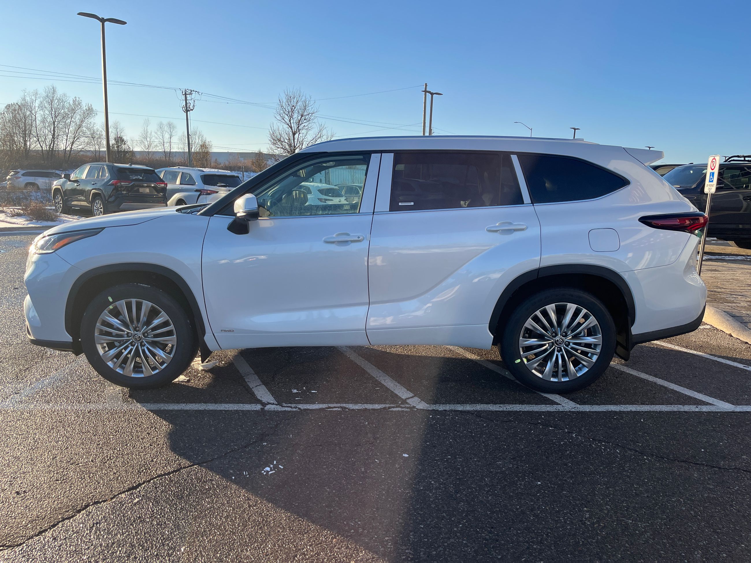 2026 Toyota Highlander Hybrid