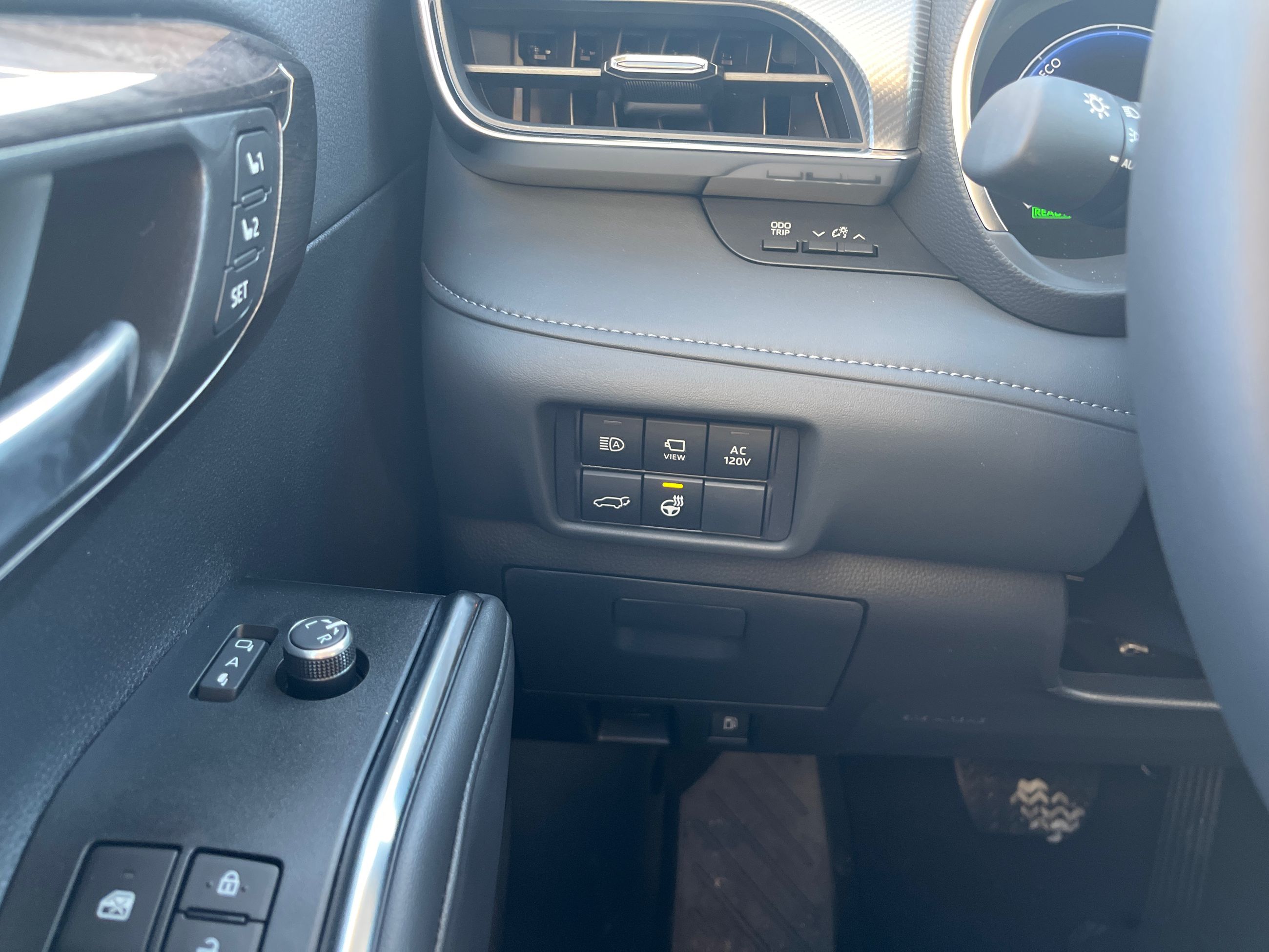 2026 Toyota Highlander Hybrid