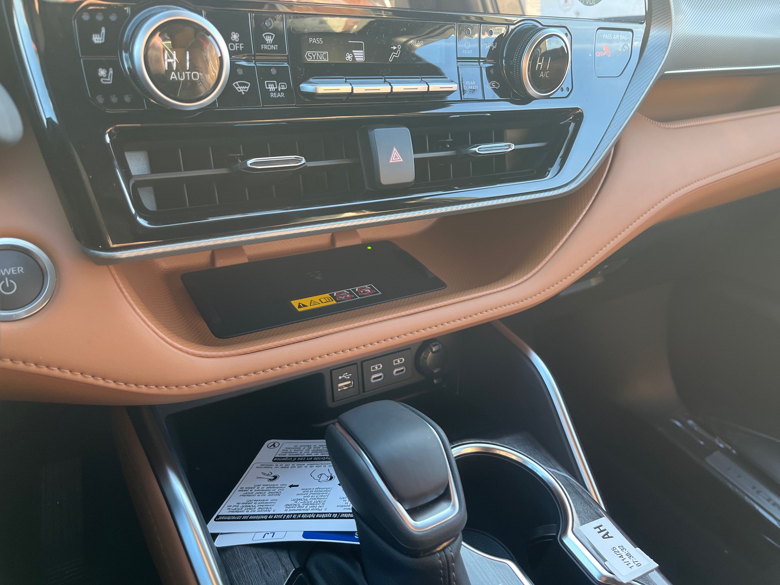 2026 Toyota Highlander Hybrid in Bolton, Ontario