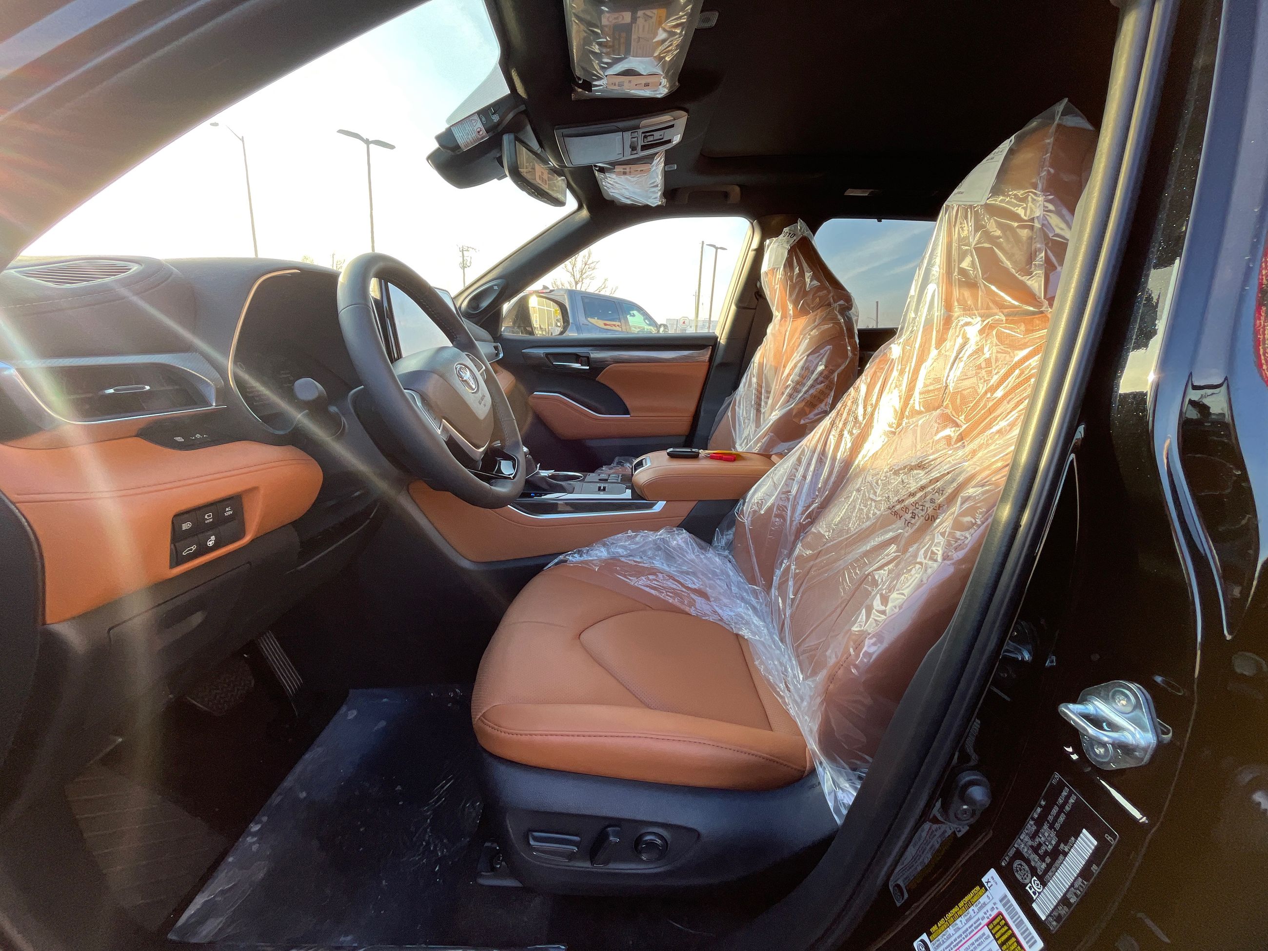 2026 Toyota Highlander Hybrid in Bolton, Ontario