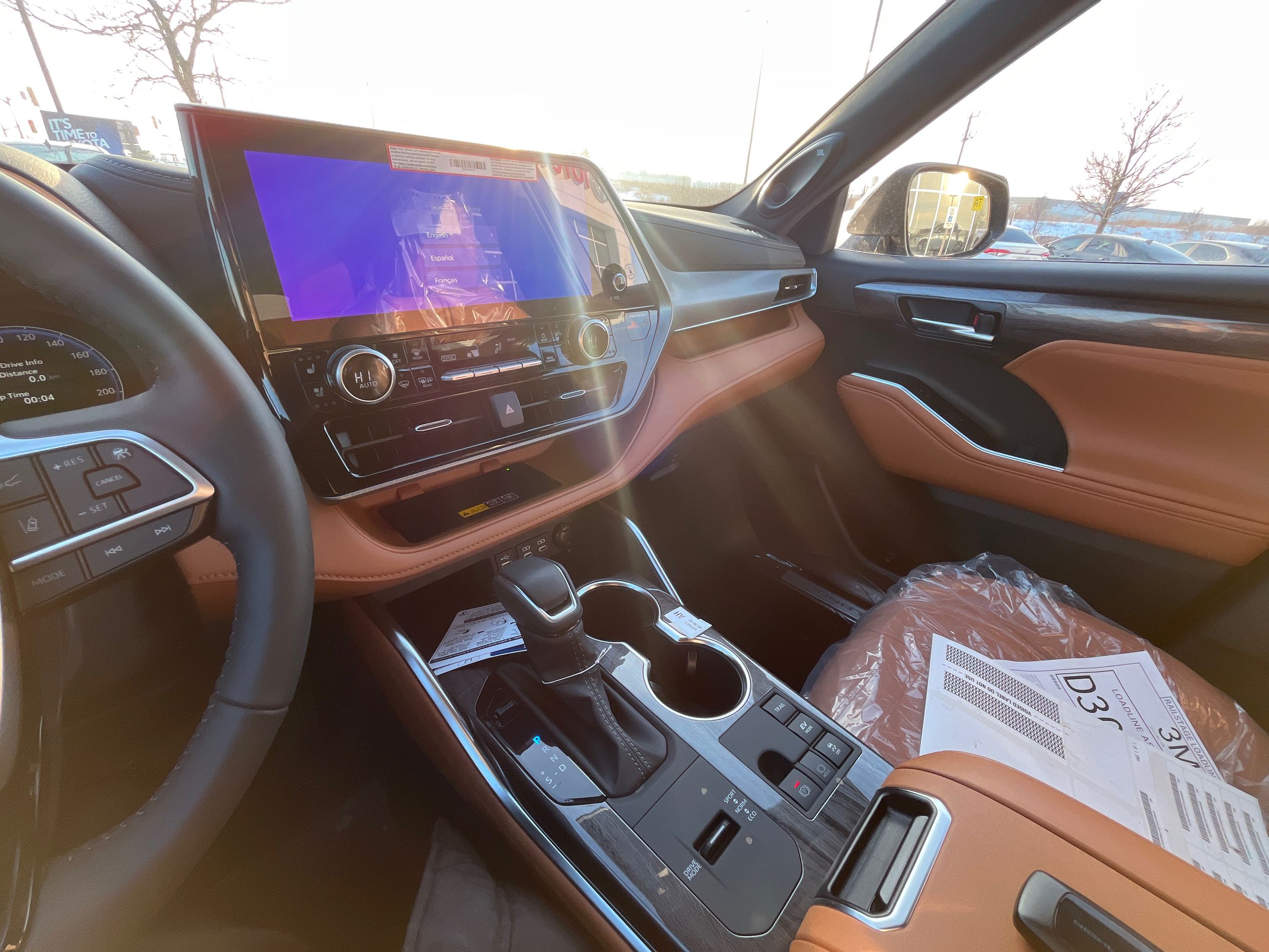 2026 Toyota Highlander Hybrid in Bolton, Ontario