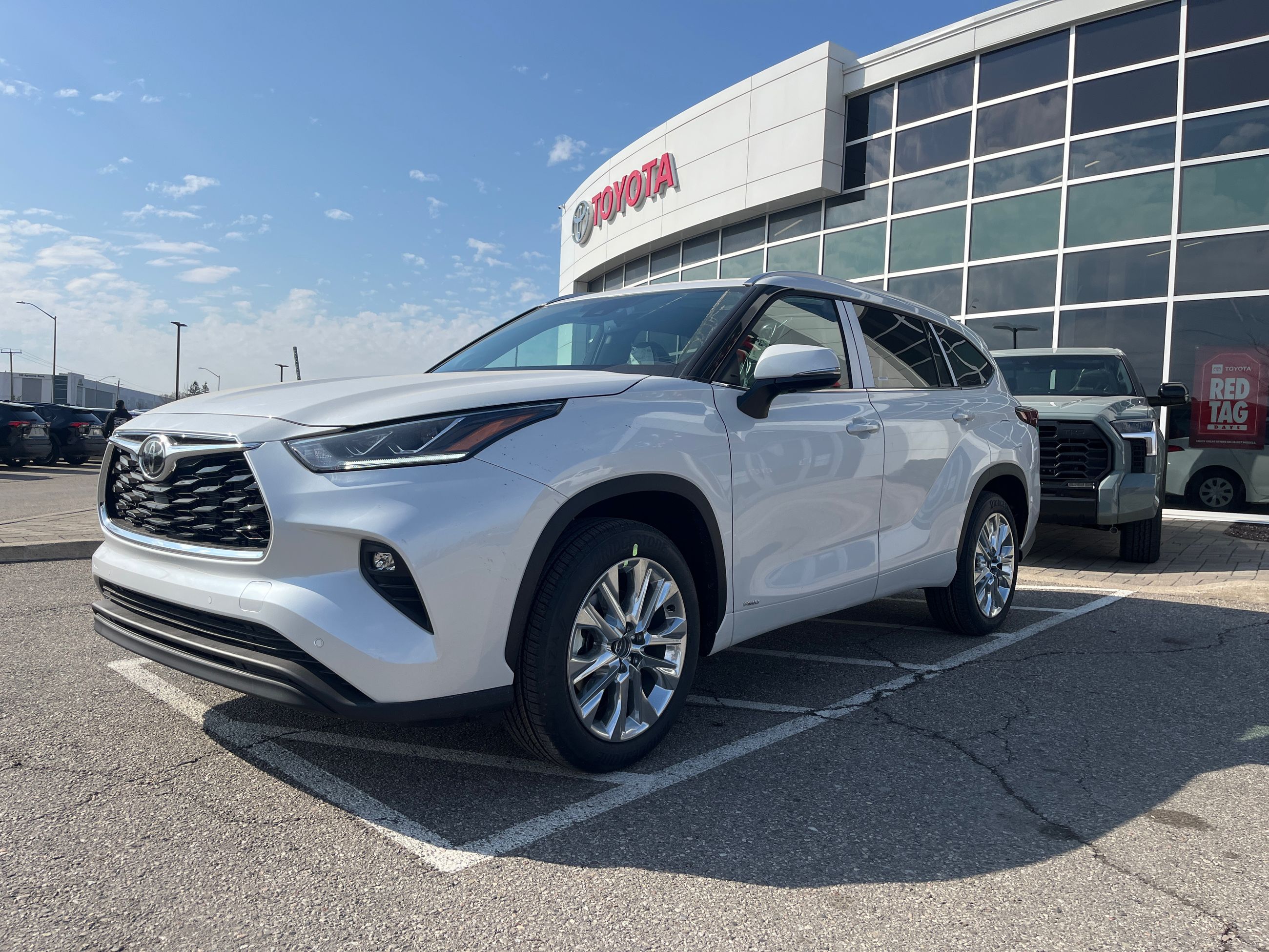 2026 Toyota Highlander Hybrid