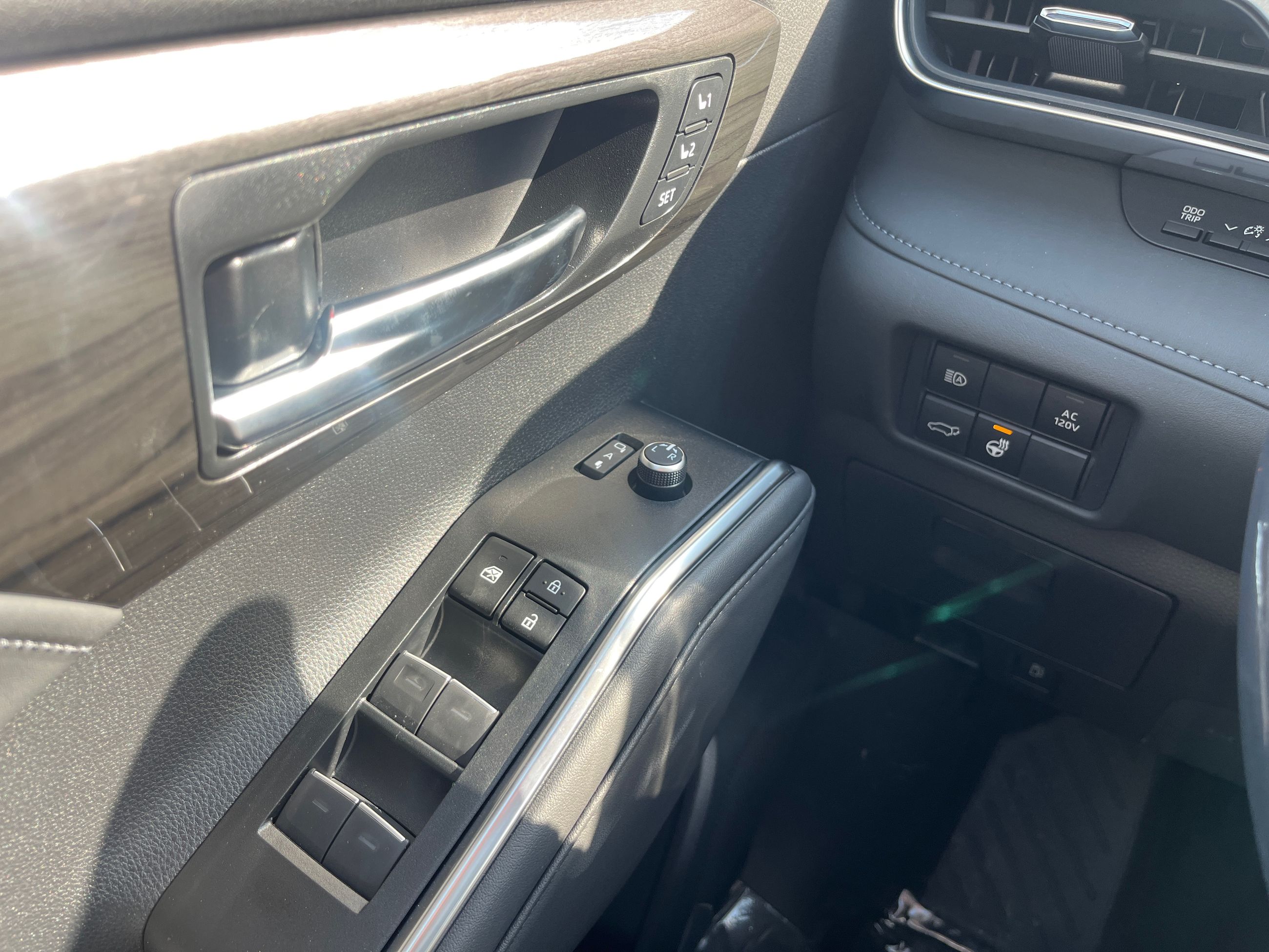 2026 Toyota Highlander Hybrid