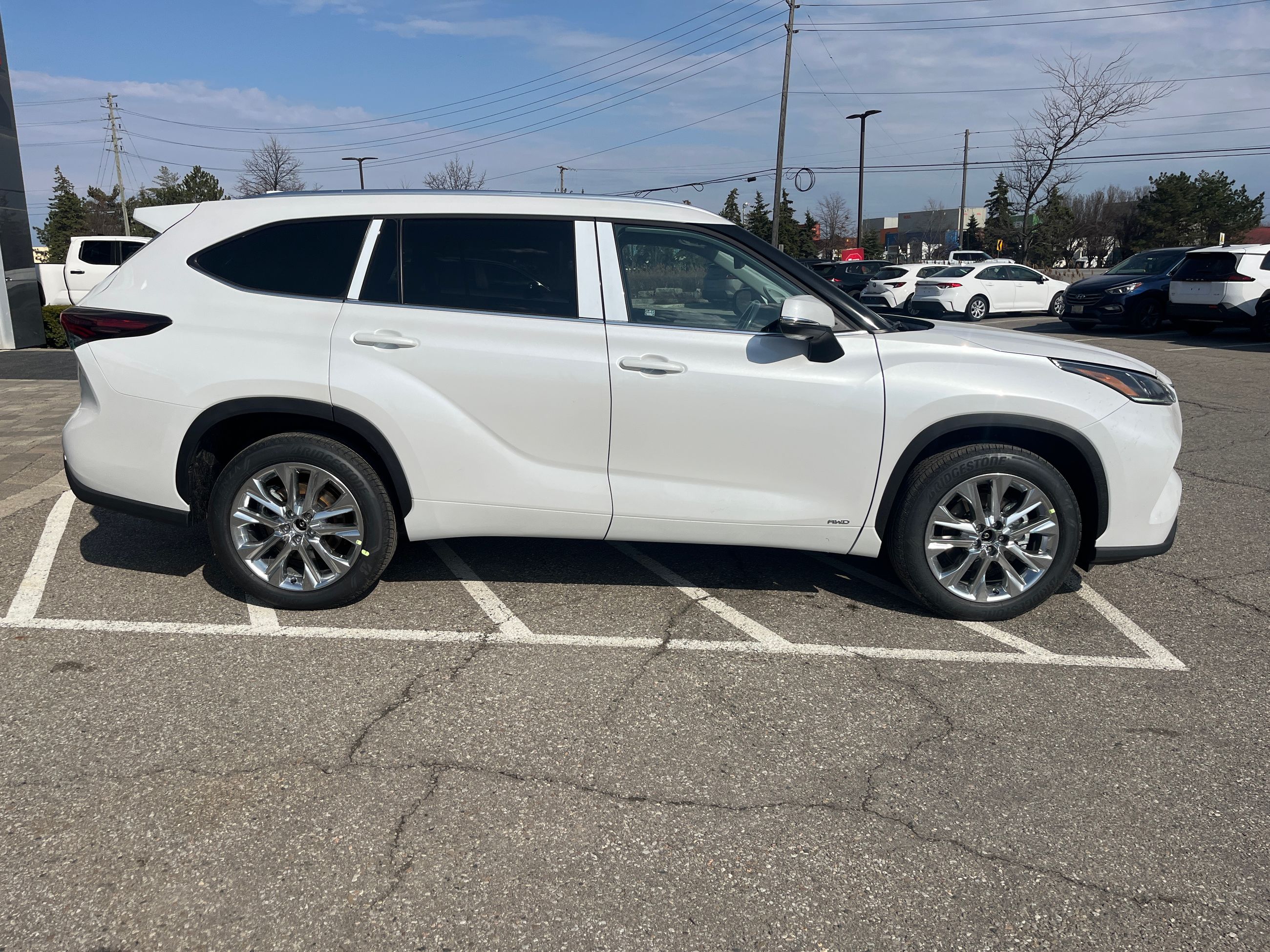 2026 Toyota Highlander Hybrid
