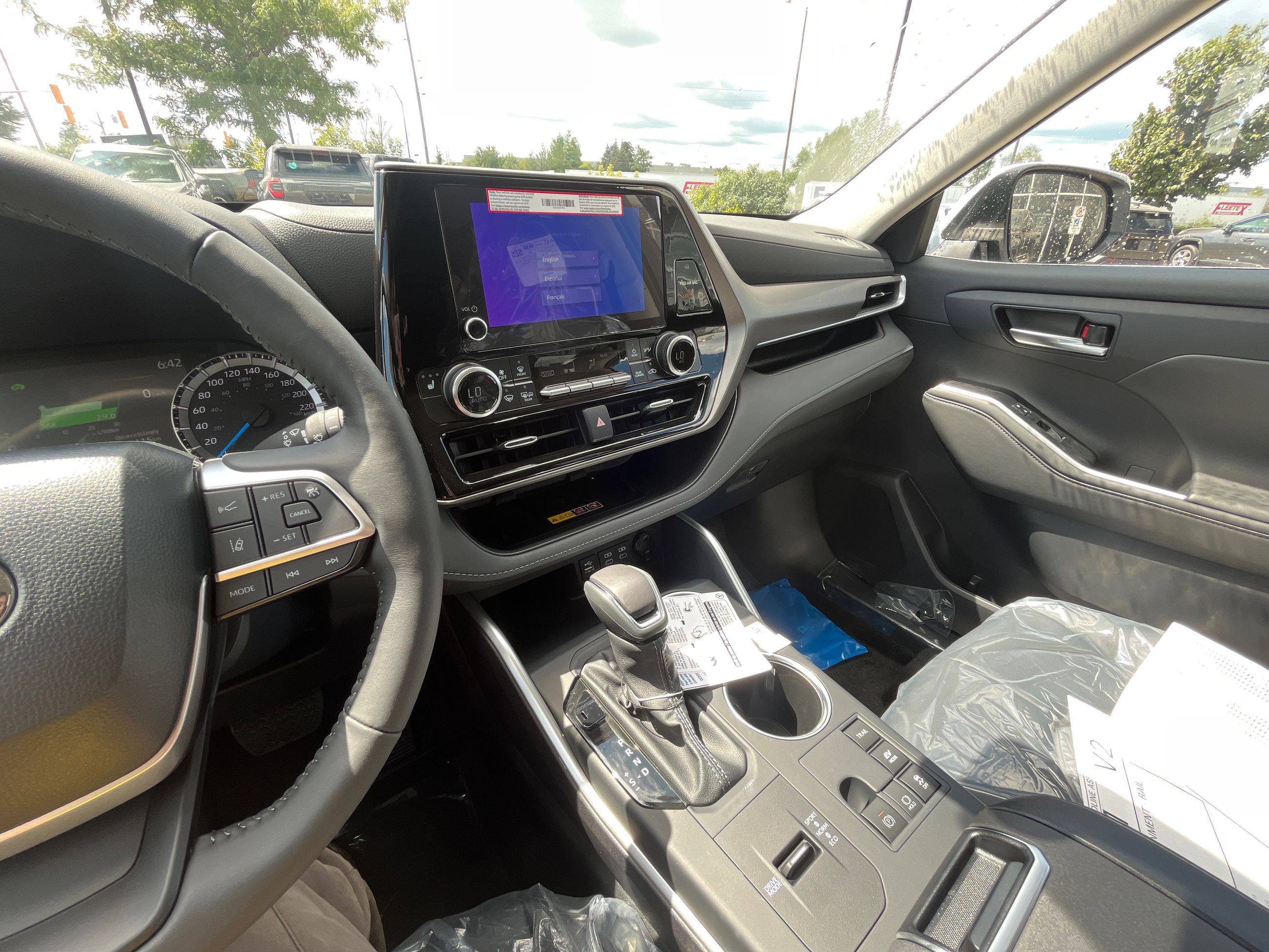 Toyota Highlander Hybrid  2026 à Bolton, Ontario