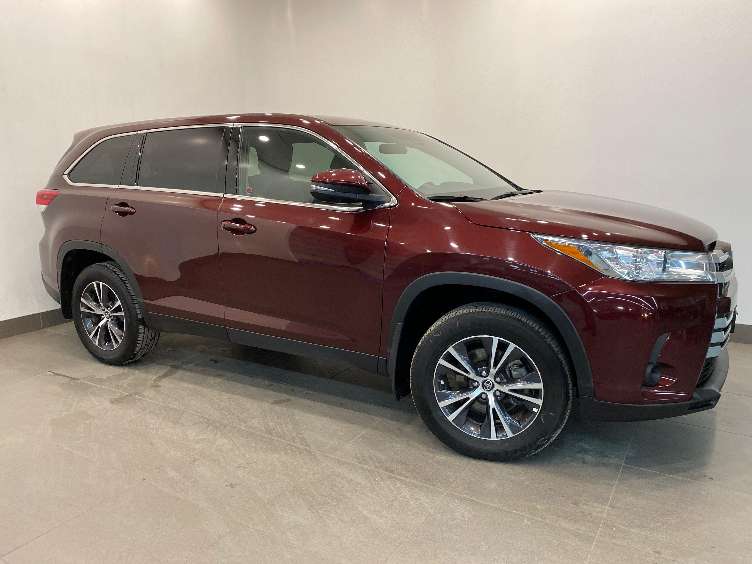 Used 2019 Toyota Highlander LE AWD For Sale - $36998.0 | IRIDE Auto ...