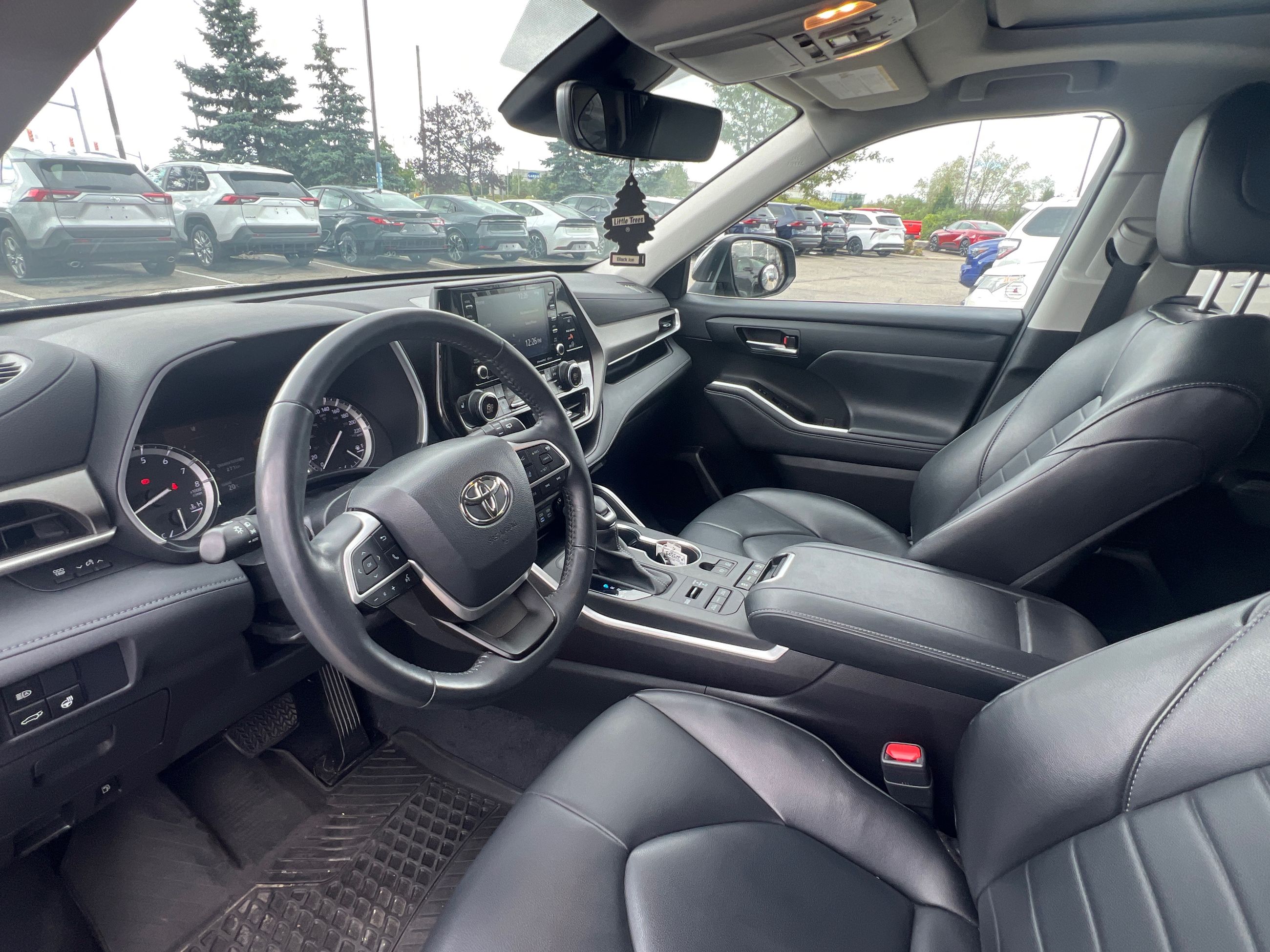 Toyota Highlander  2022 à Bolton, Ontario