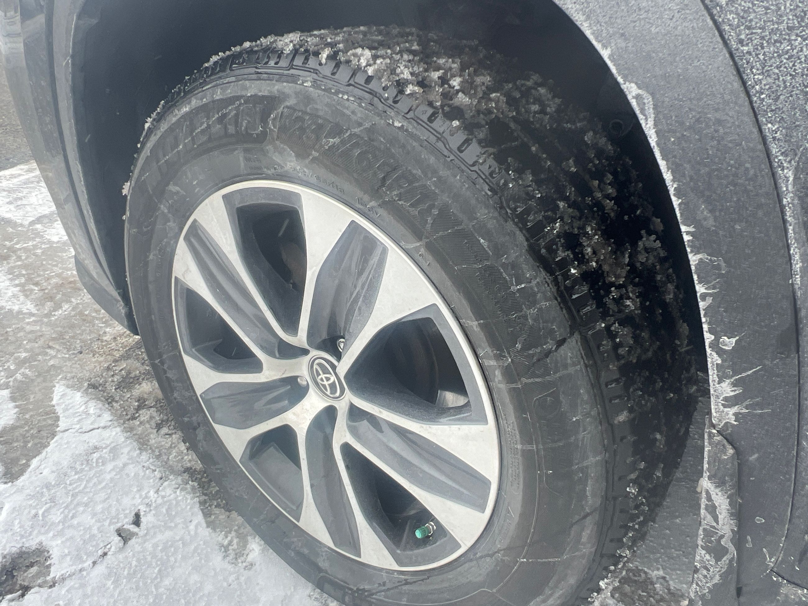 2023 Toyota Highlander in Bolton, Ontario