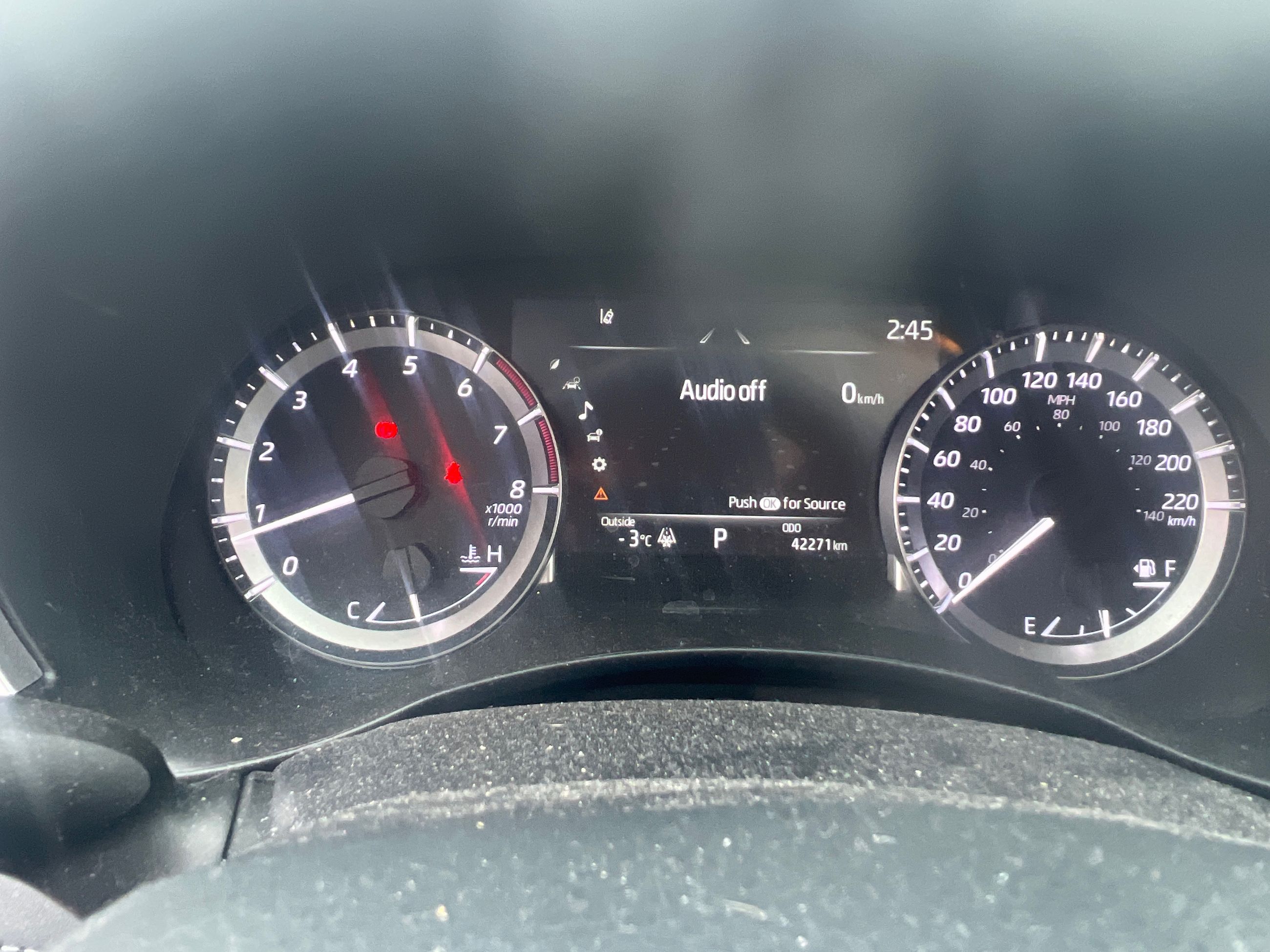 2023 Toyota Highlander in Bolton, Ontario