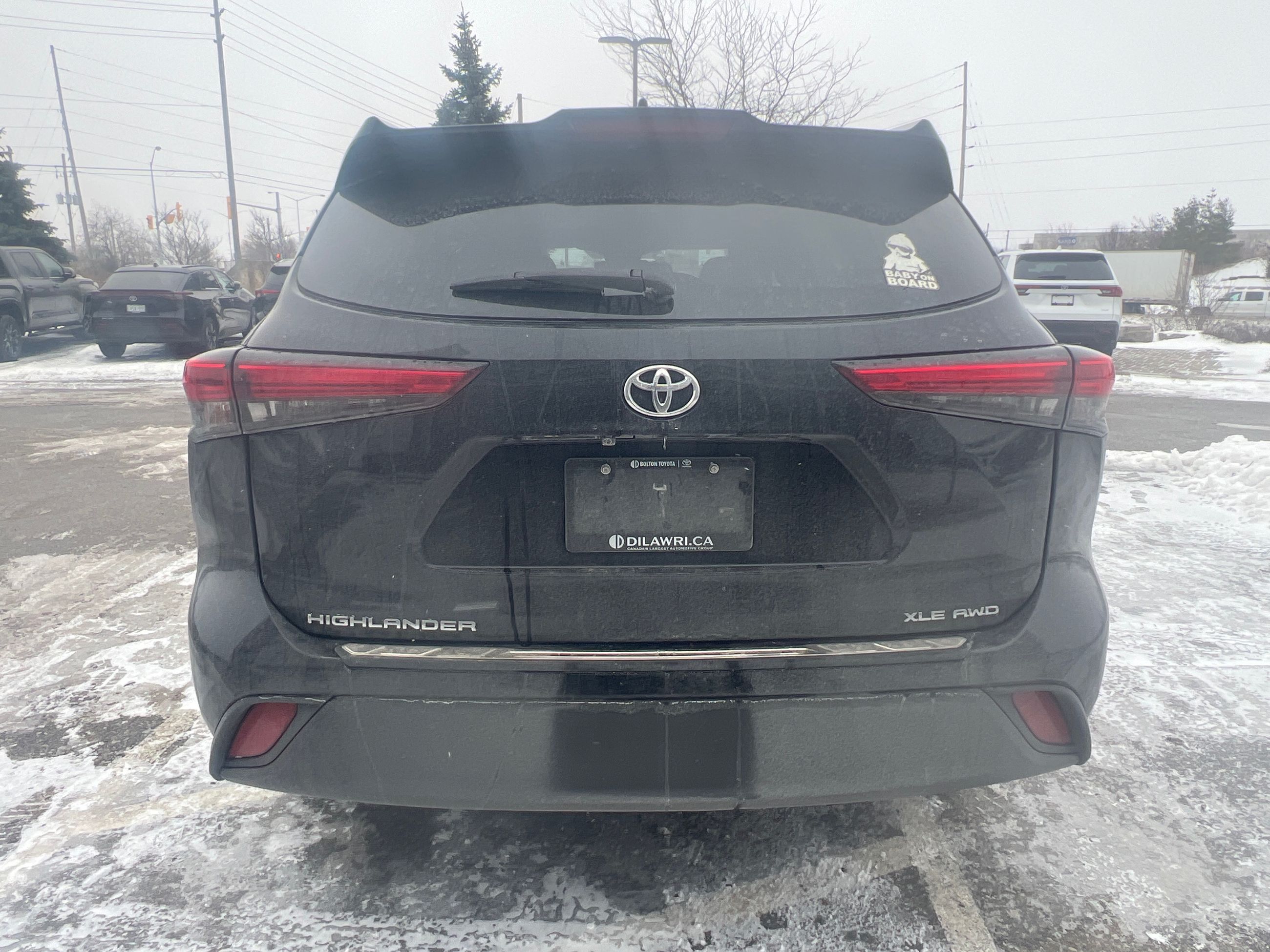 2023 Toyota Highlander in Bolton, Ontario