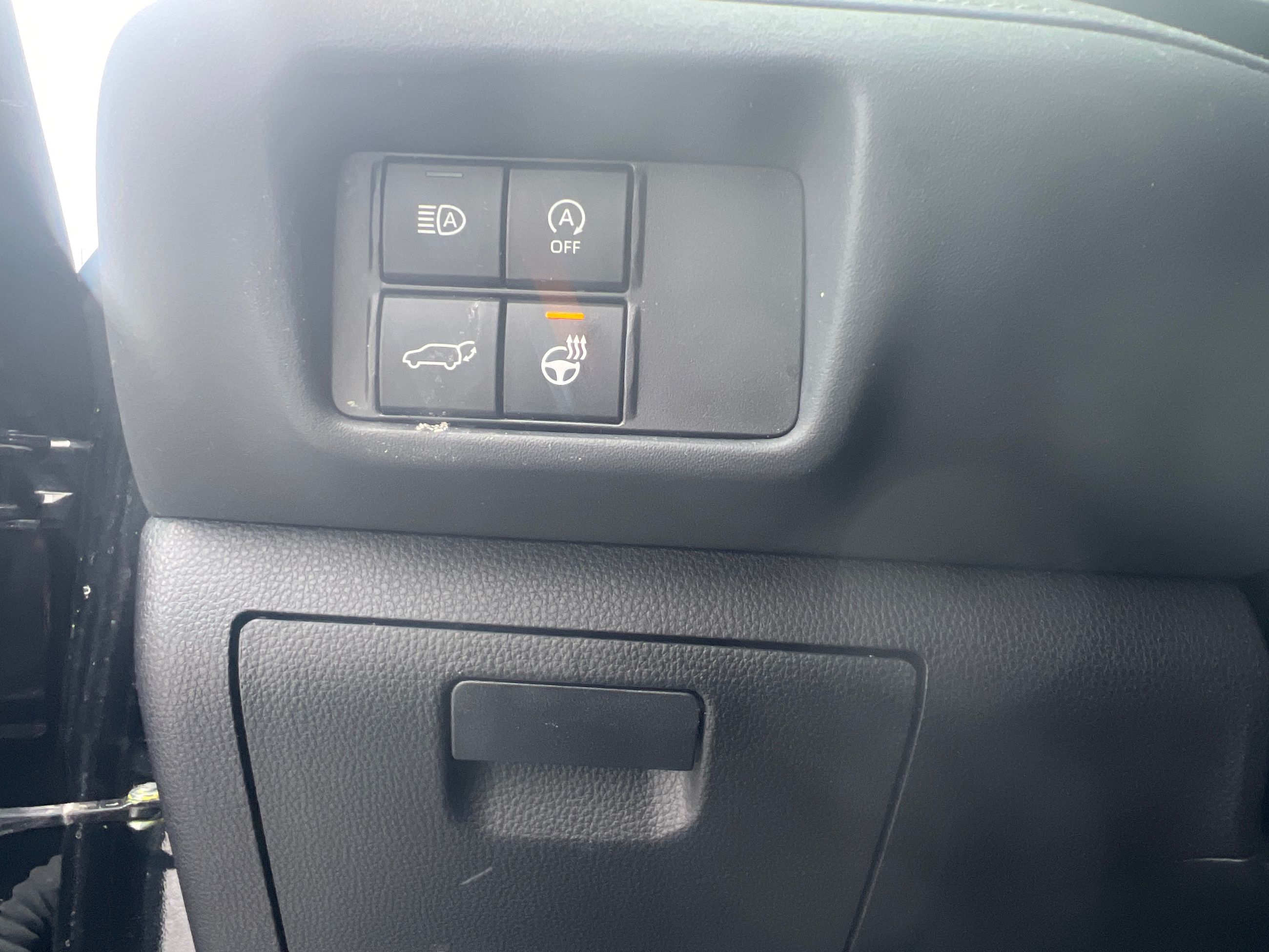 2023 Toyota Highlander in Bolton, Ontario