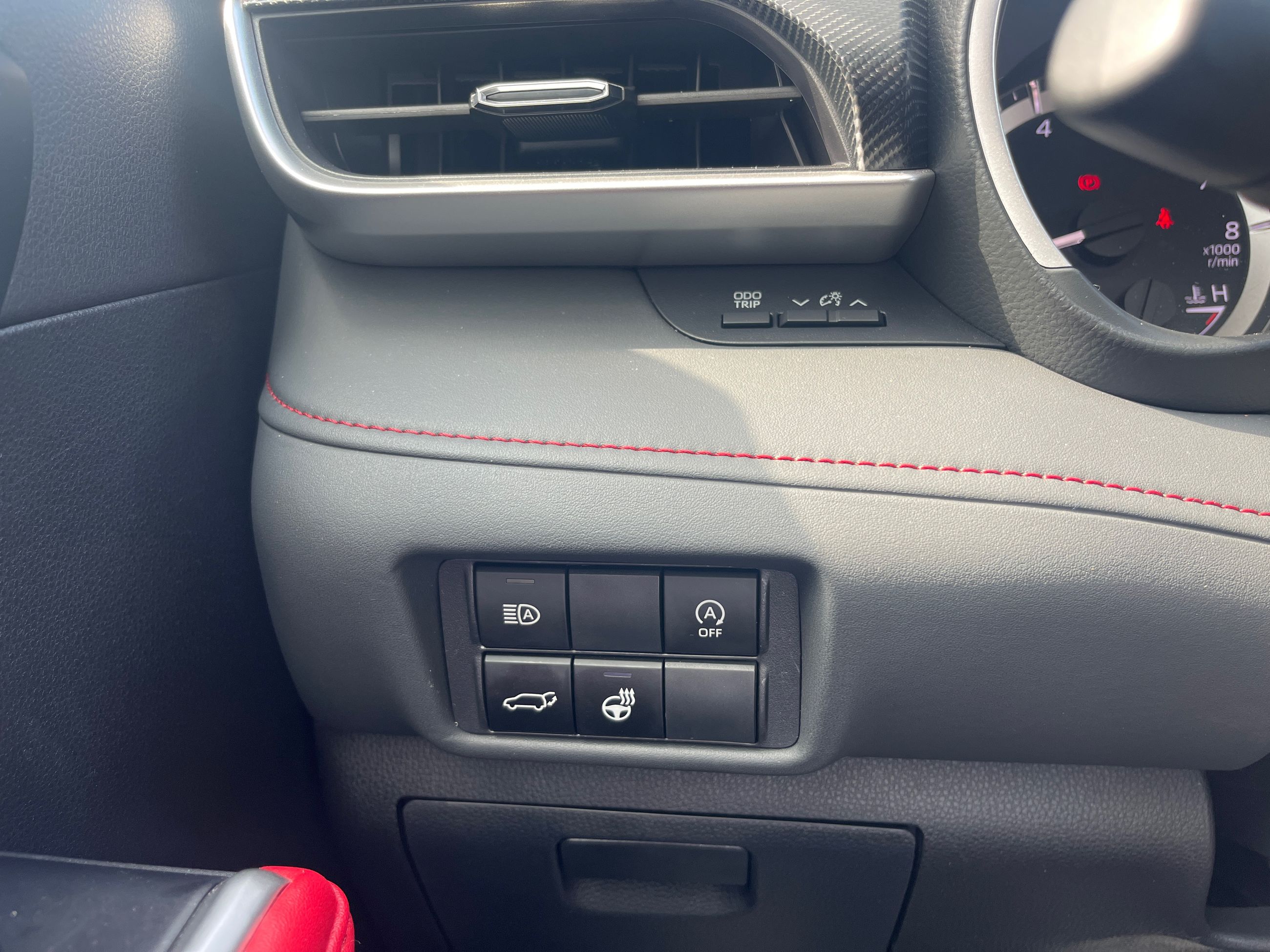 2024 Toyota Highlander in Bolton, Ontario