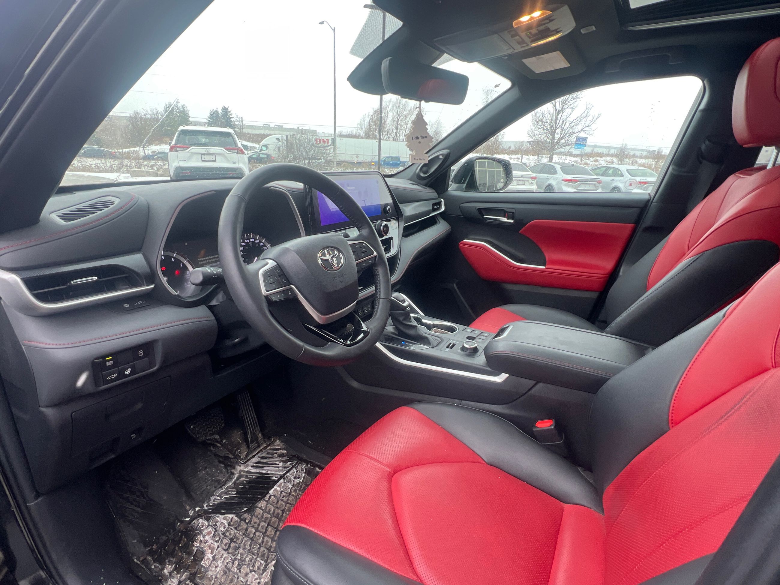 2024 Toyota Highlander