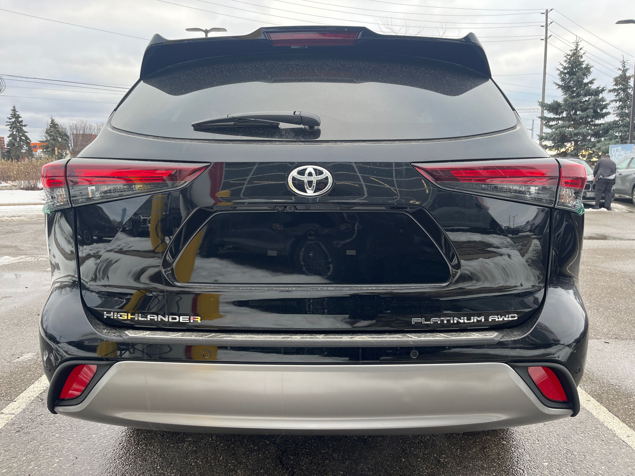 2026 Toyota Highlander in Bolton, Ontario