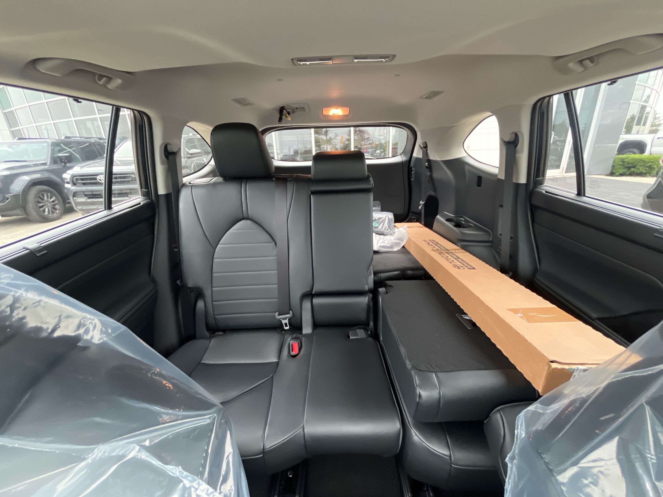 2026 Toyota Highlander in Bolton, Ontario