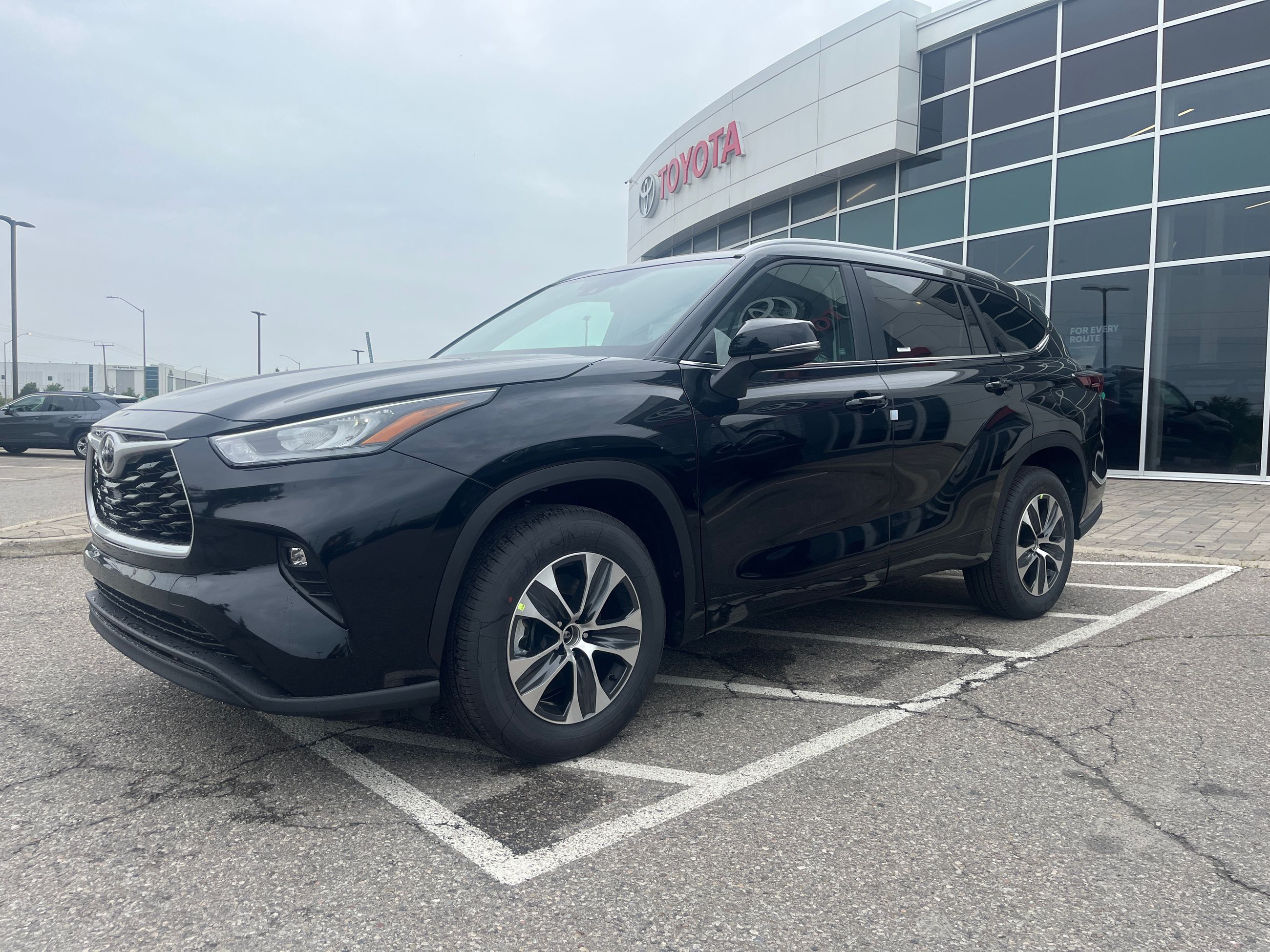2026 Toyota Highlander in Bolton, Ontario