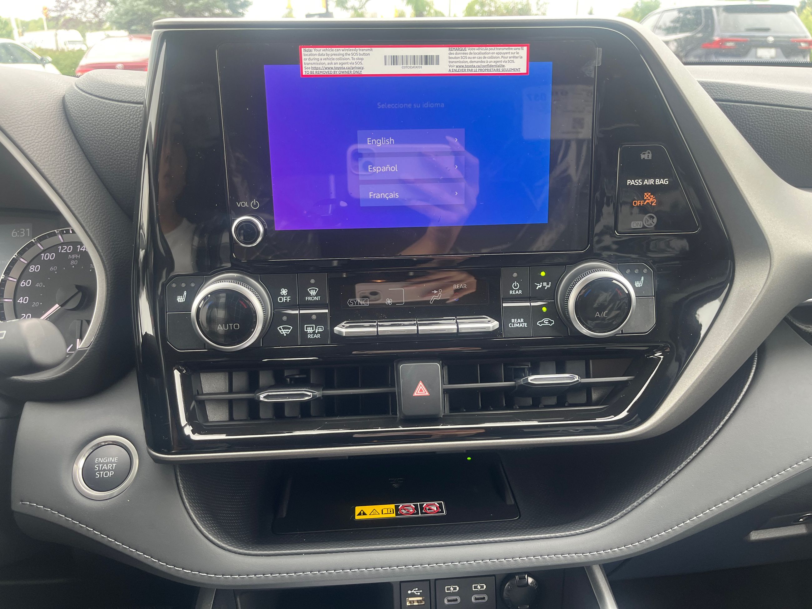 2026 Toyota Highlander in Bolton, Ontario