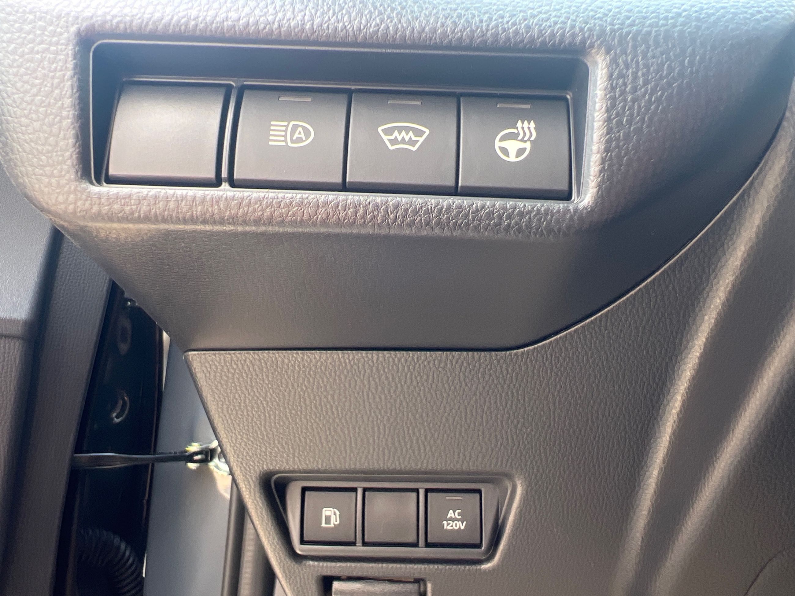 2025 Toyota Prius Plug-in Hybrid in Bolton, Ontario