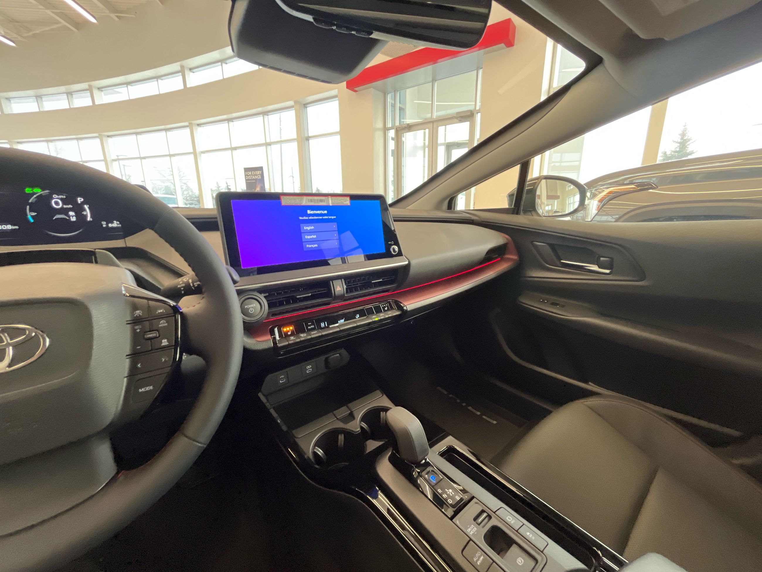 Toyota Prius Plug-in Hybrid  2026 à Bolton, Ontario