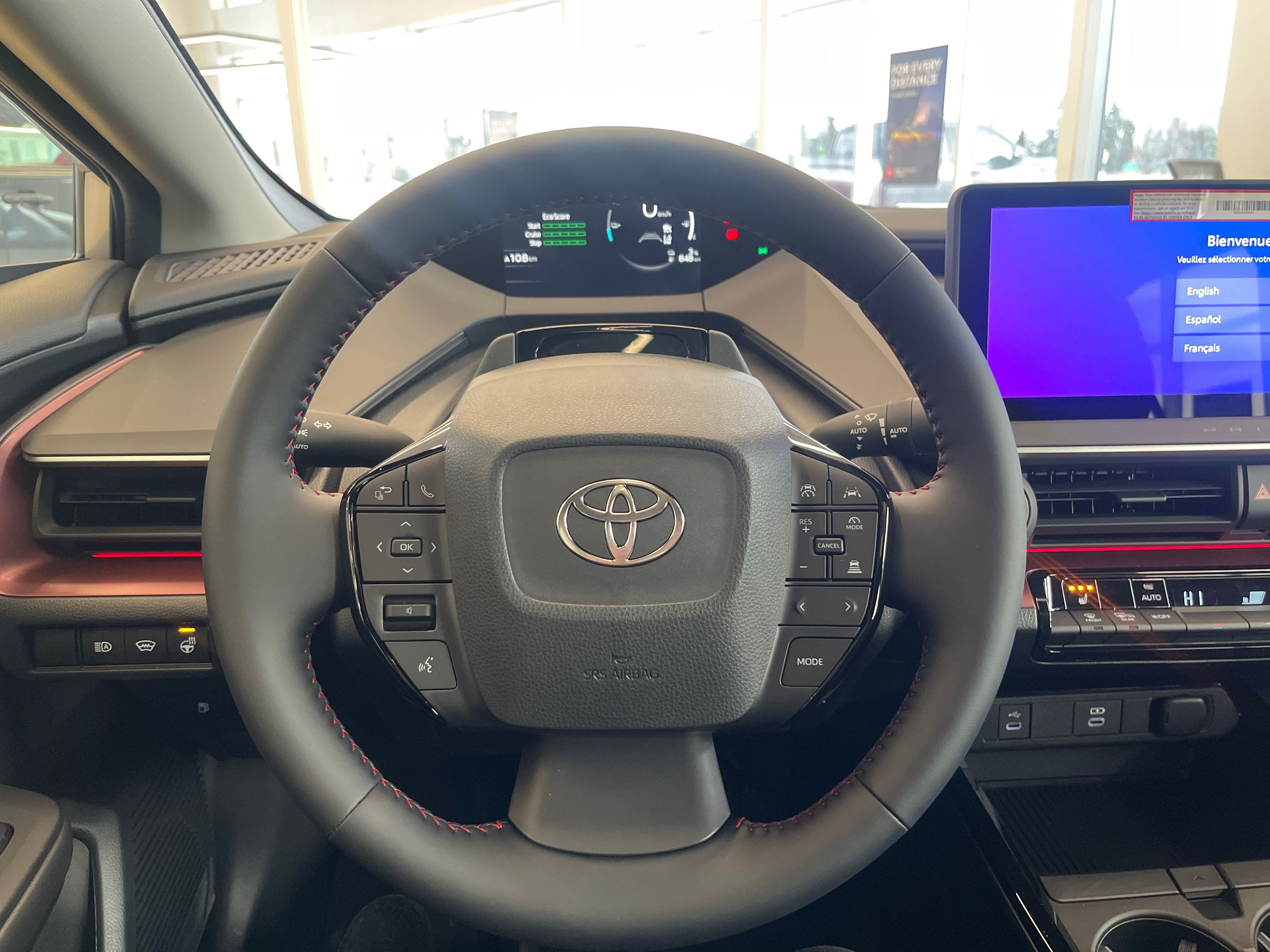 Toyota Prius Plug-in Hybrid  2026 à Bolton, Ontario