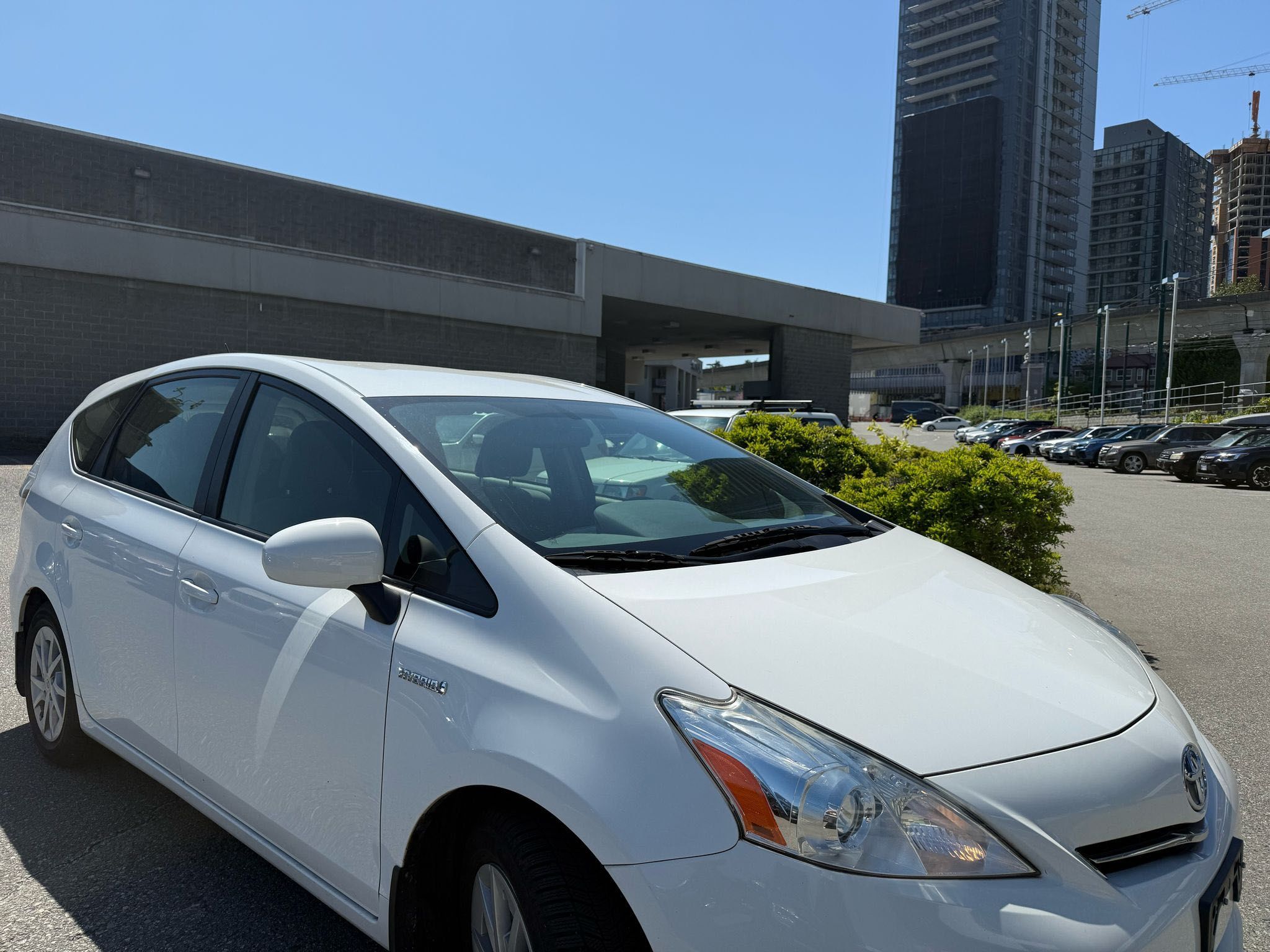 2014 Toyota Prius v in Vancouver, British Columbia