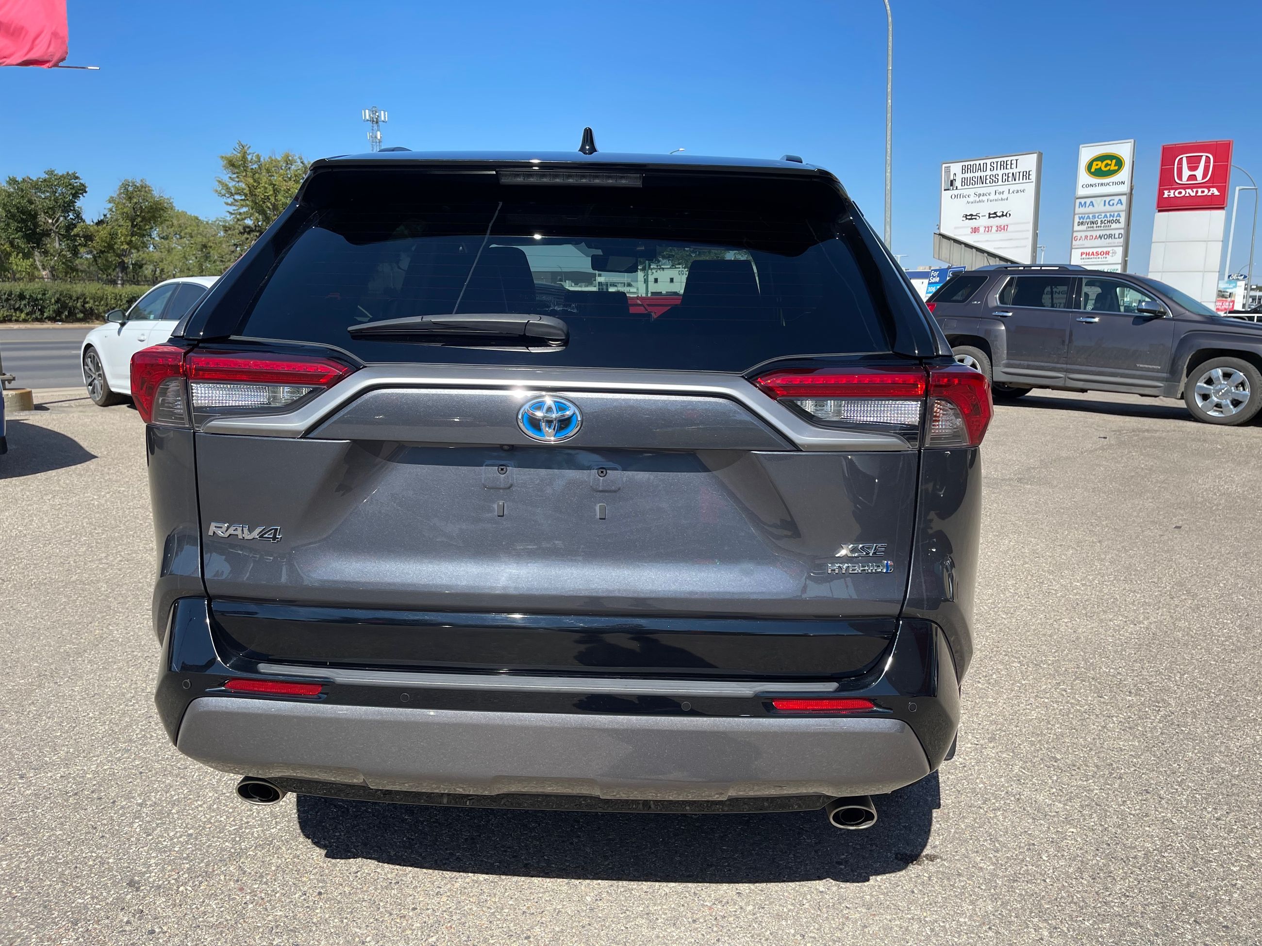 Toyota RAV4 Hybrid  2019 à Regina, Saskatchewan