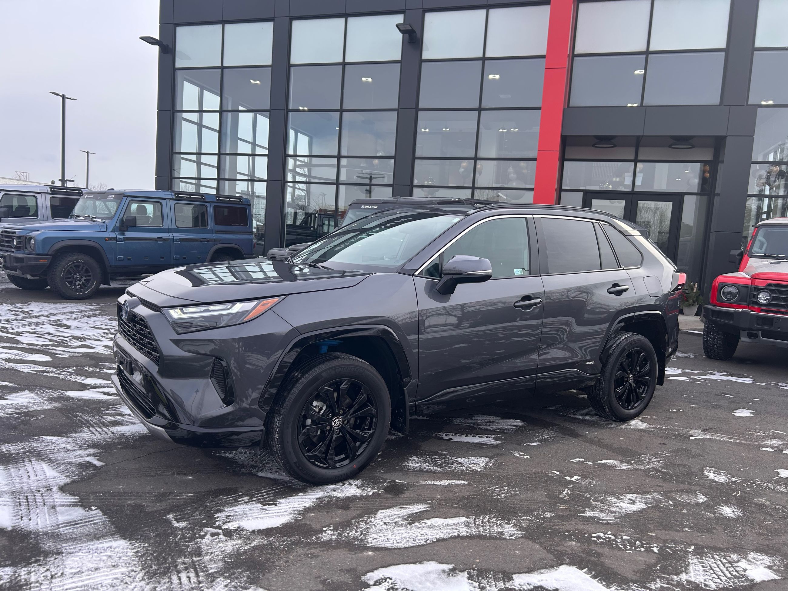 Toyota RAV4 Hybrid  2024 à Mississauga, Ontario