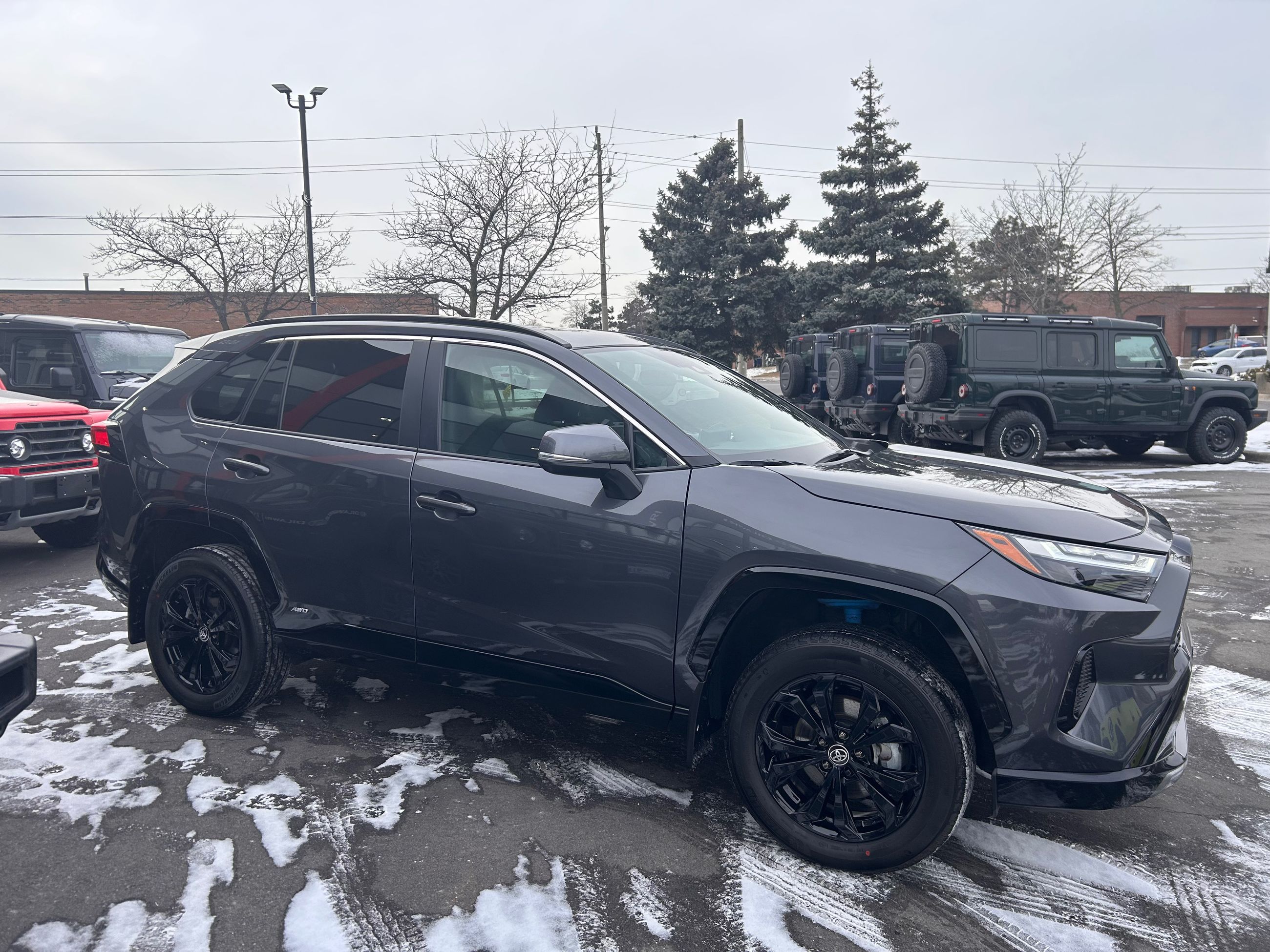 Toyota RAV4 Hybrid  2024 à Mississauga, Ontario