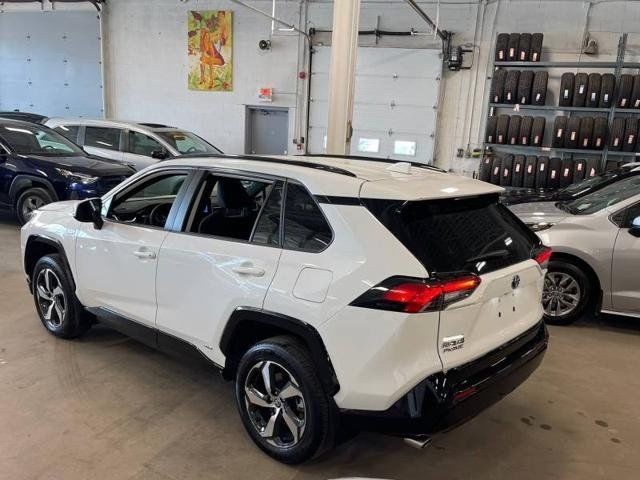 Toyota RAV4 Hybrid  2024 à Regina, Saskatchewan