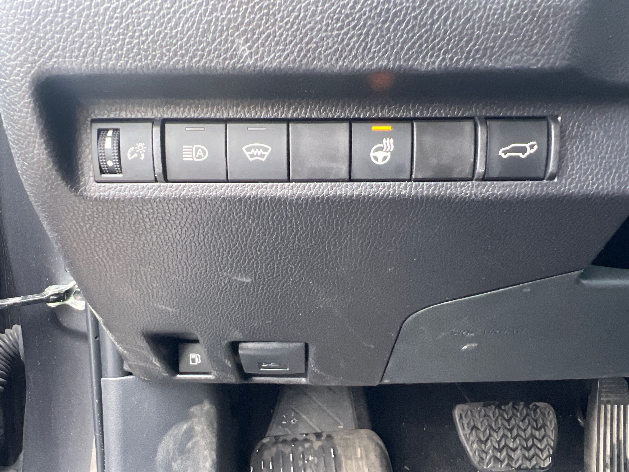 2025 Toyota RAV4 Hybrid