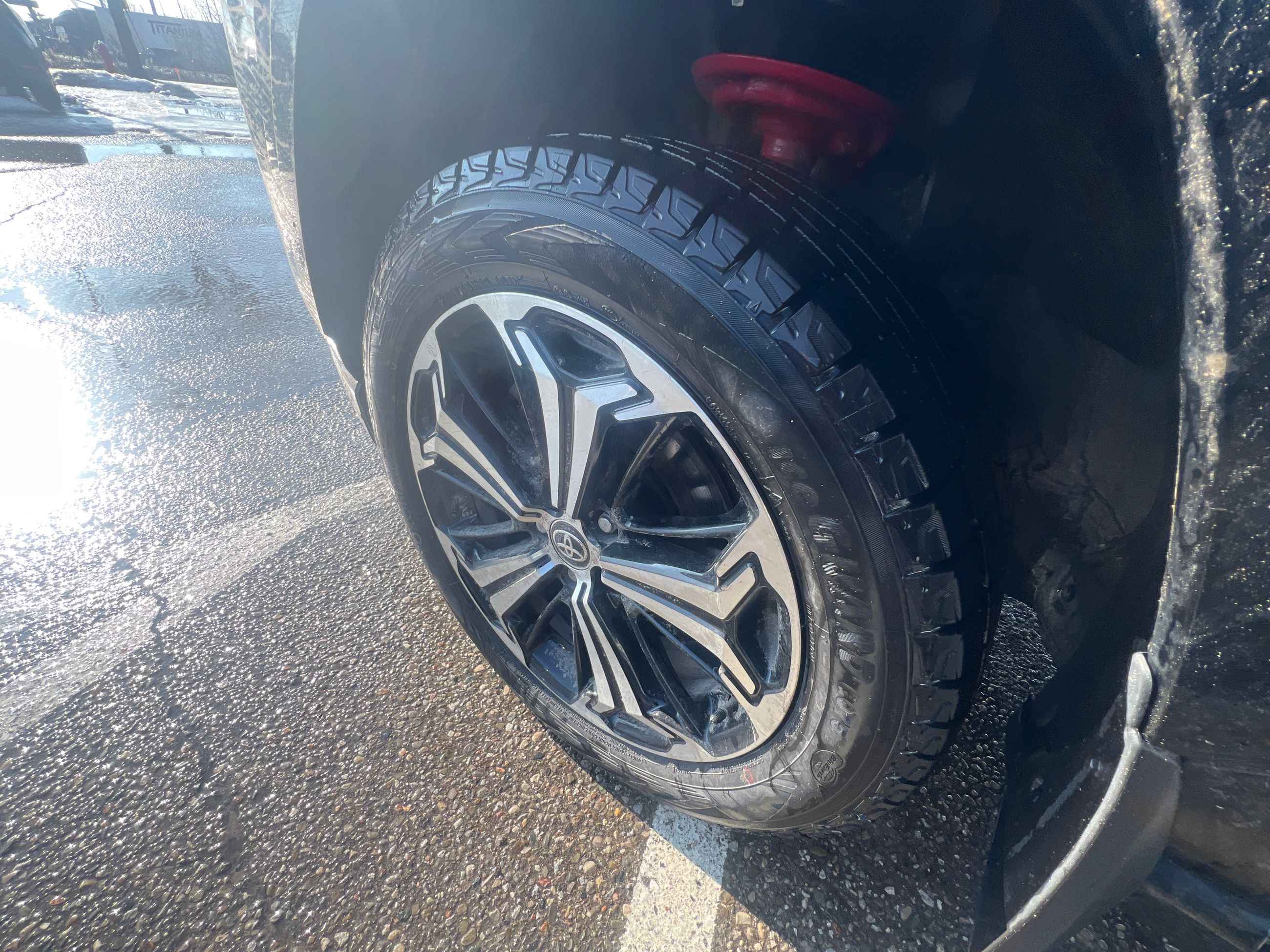 Toyota RAV4 Plug-in Hybrid  2024 à Bolton, Ontario